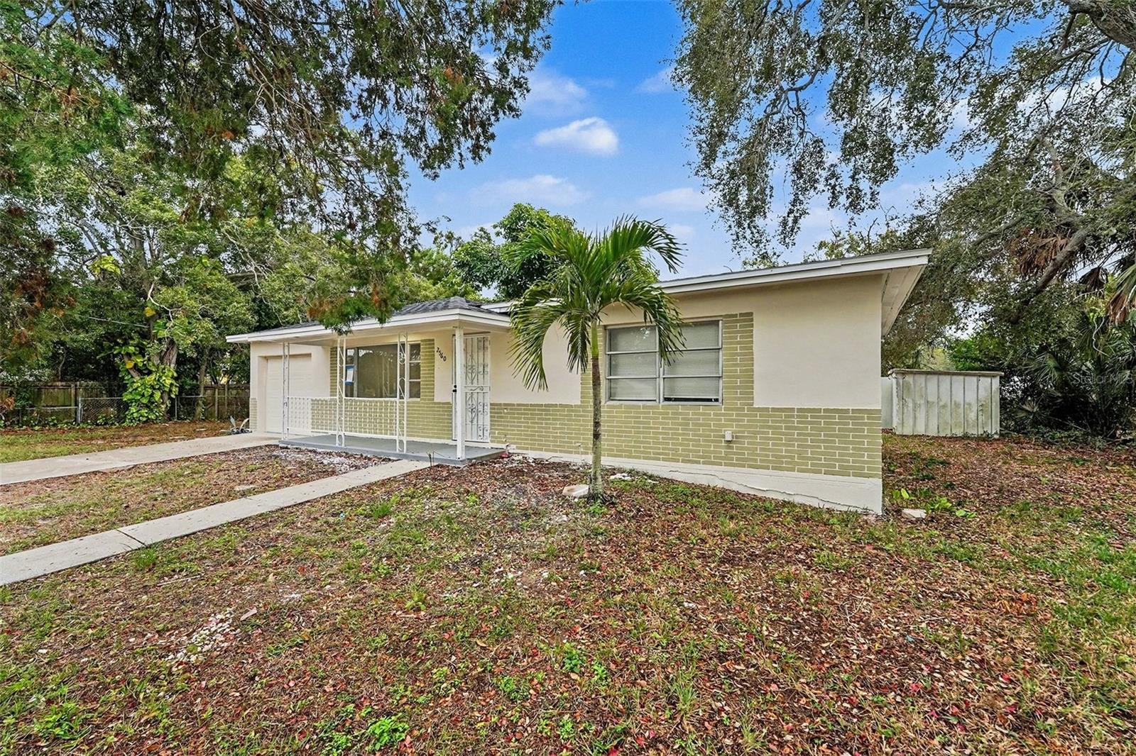 Image 5 of 37 For 2560 Queensboro Avenue S