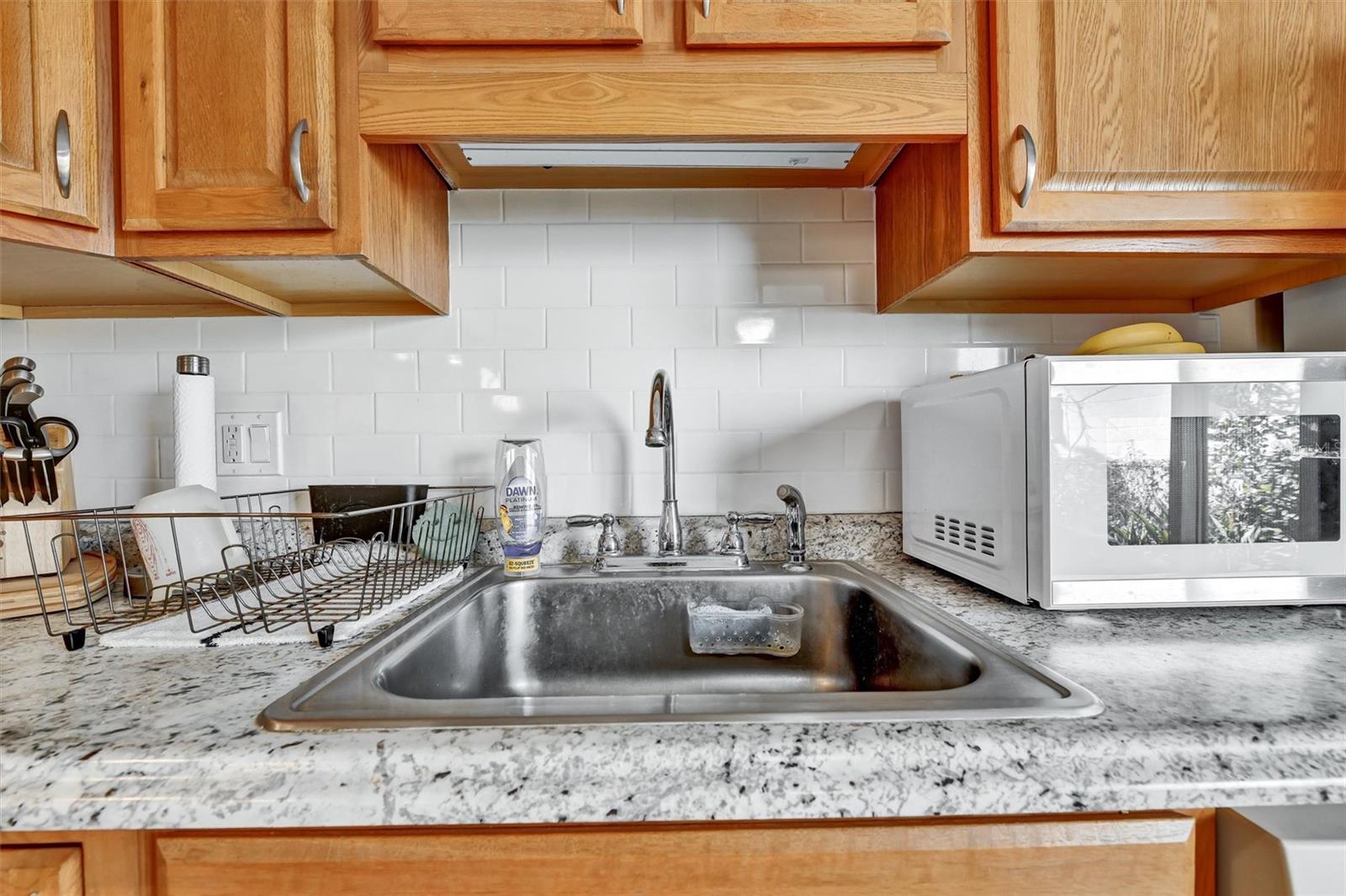 Image 13 of 58 For 2671 Pinehurst Avenue