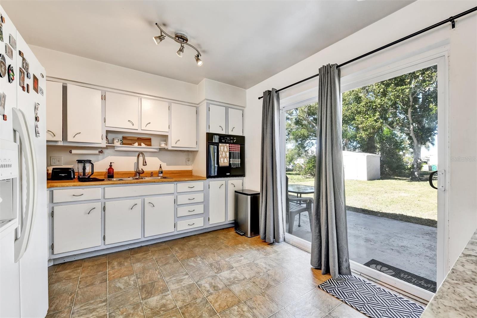 Image 25 of 58 For 2671 Pinehurst Avenue