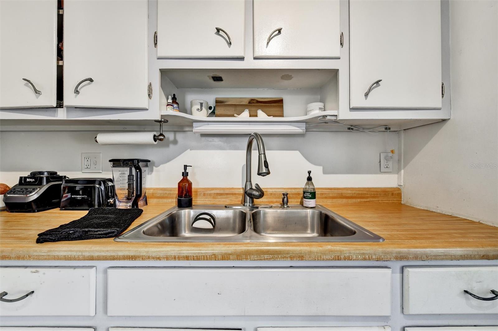 Image 27 of 58 For 2671 Pinehurst Avenue