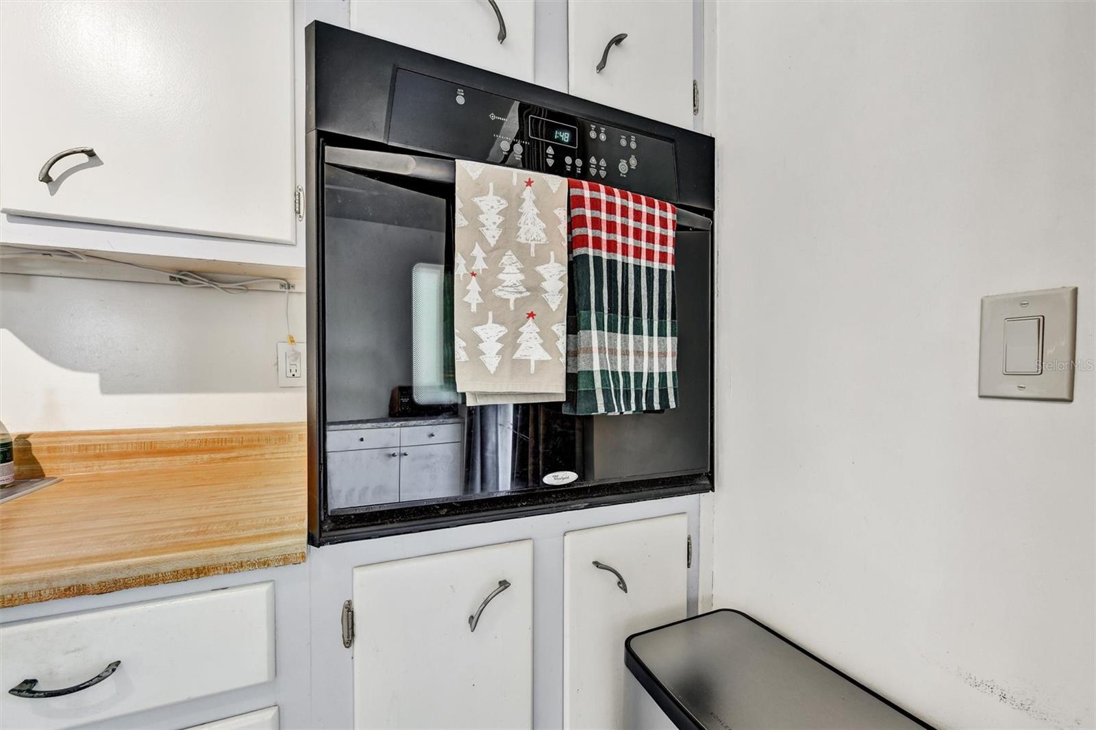 Image 28 of 58 For 2671 Pinehurst Avenue