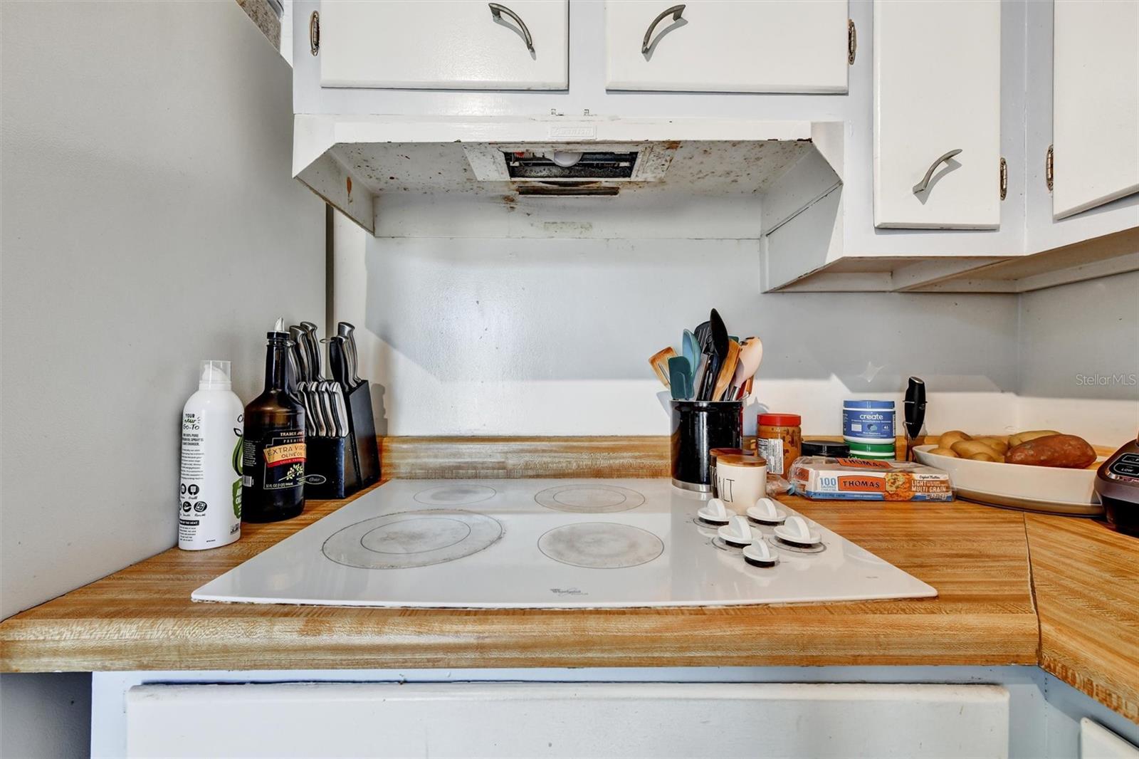 Image 30 of 58 For 2671 Pinehurst Avenue