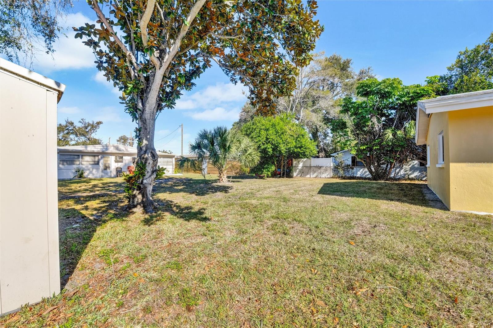 Image 39 of 58 For 2671 Pinehurst Avenue