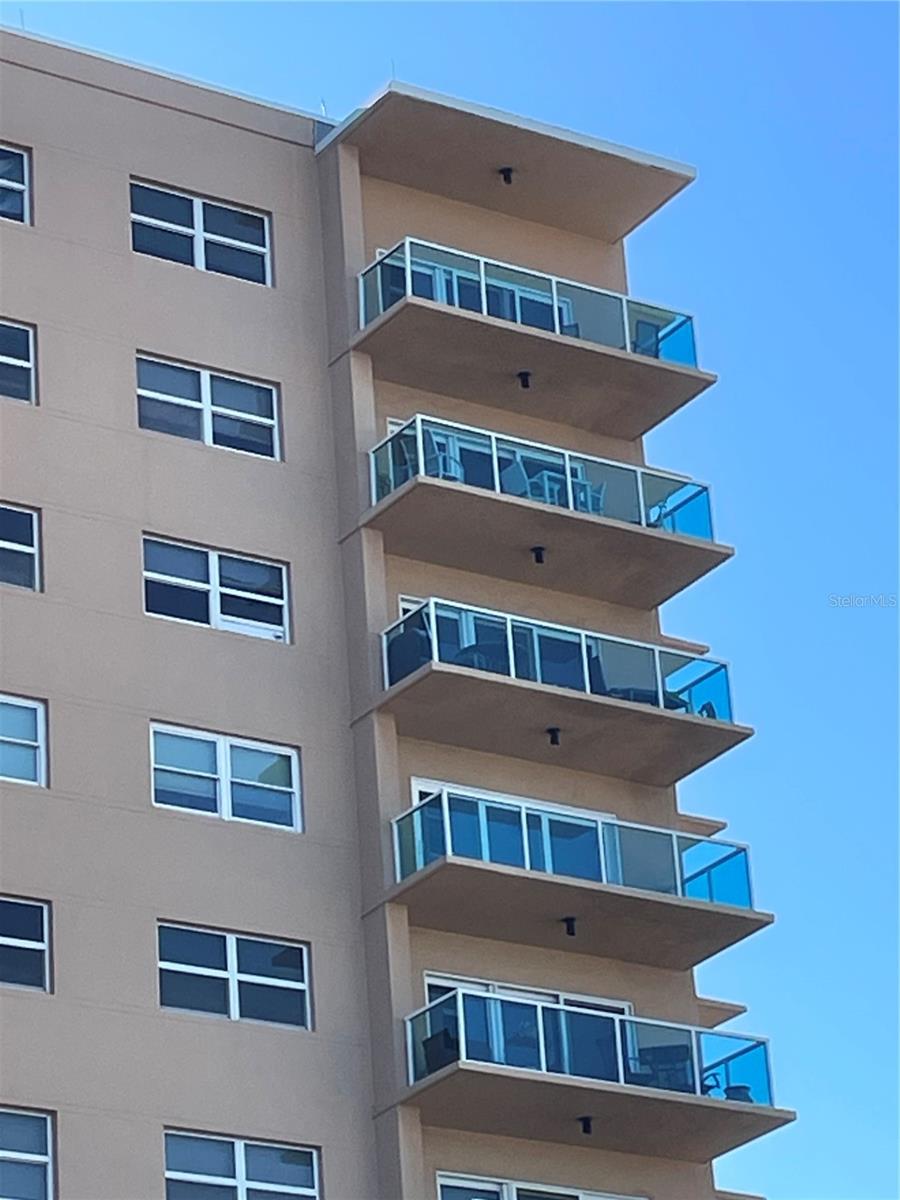 Image 2 of 52 For 880 Mandalay Avenue N414