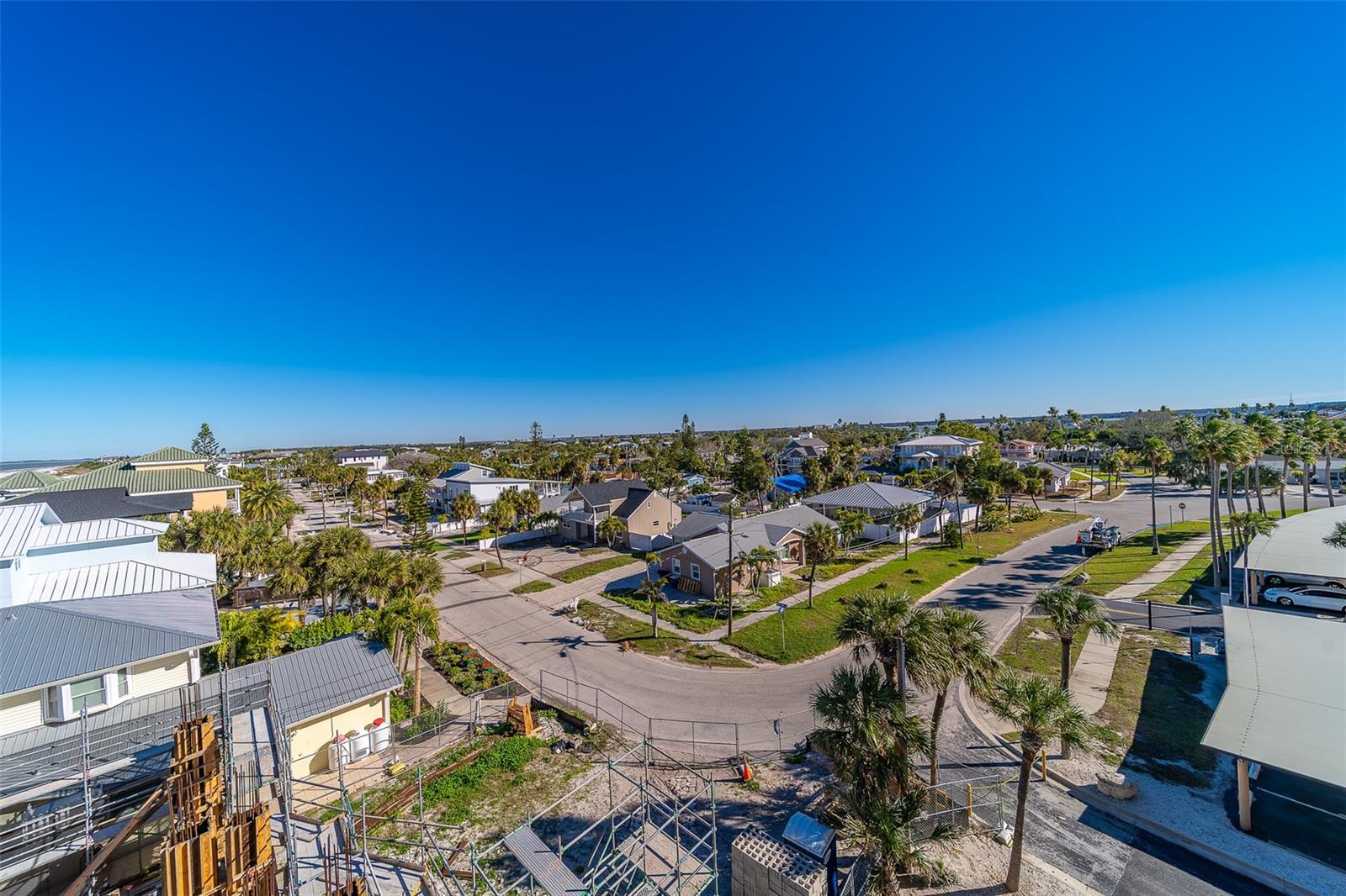 Image 24 of 52 For 880 Mandalay Avenue N414