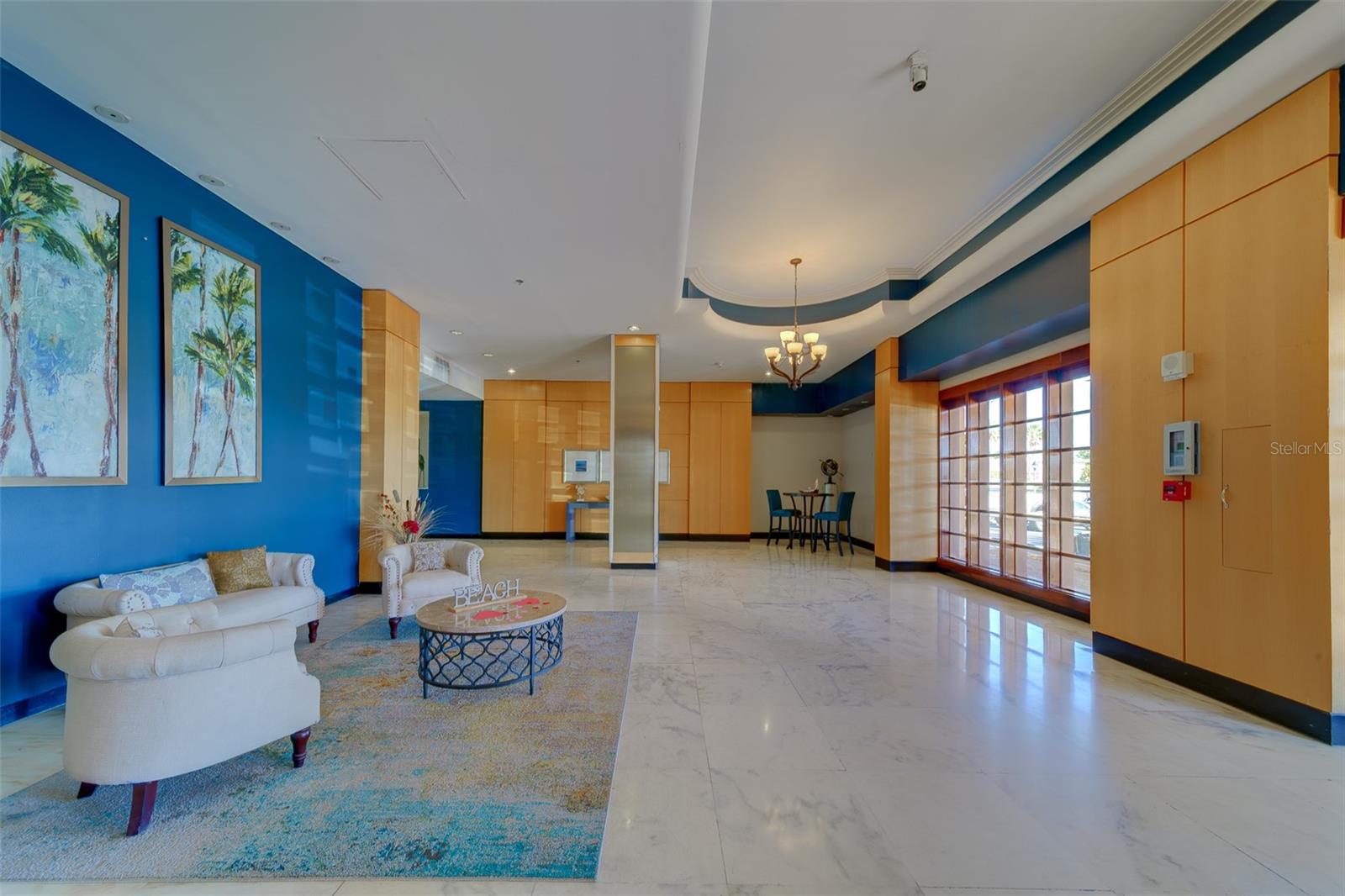 Image 33 of 52 For 880 Mandalay Avenue N414