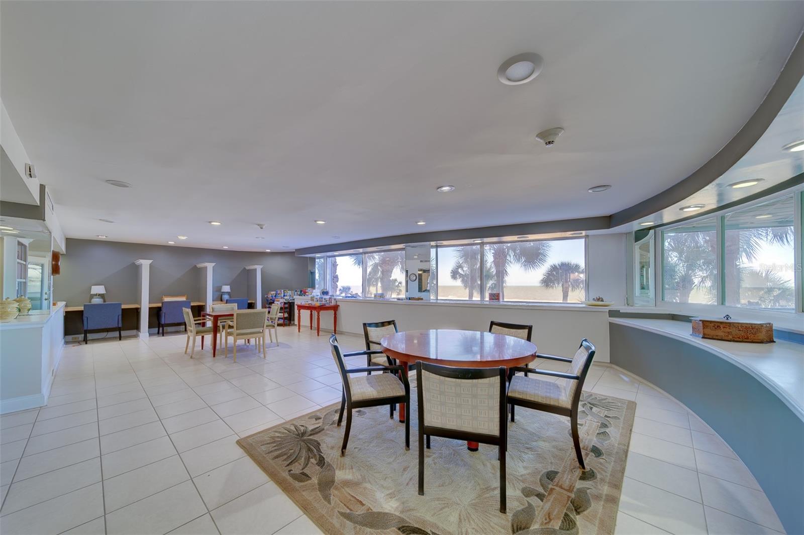 Image 37 of 52 For 880 Mandalay Avenue N414