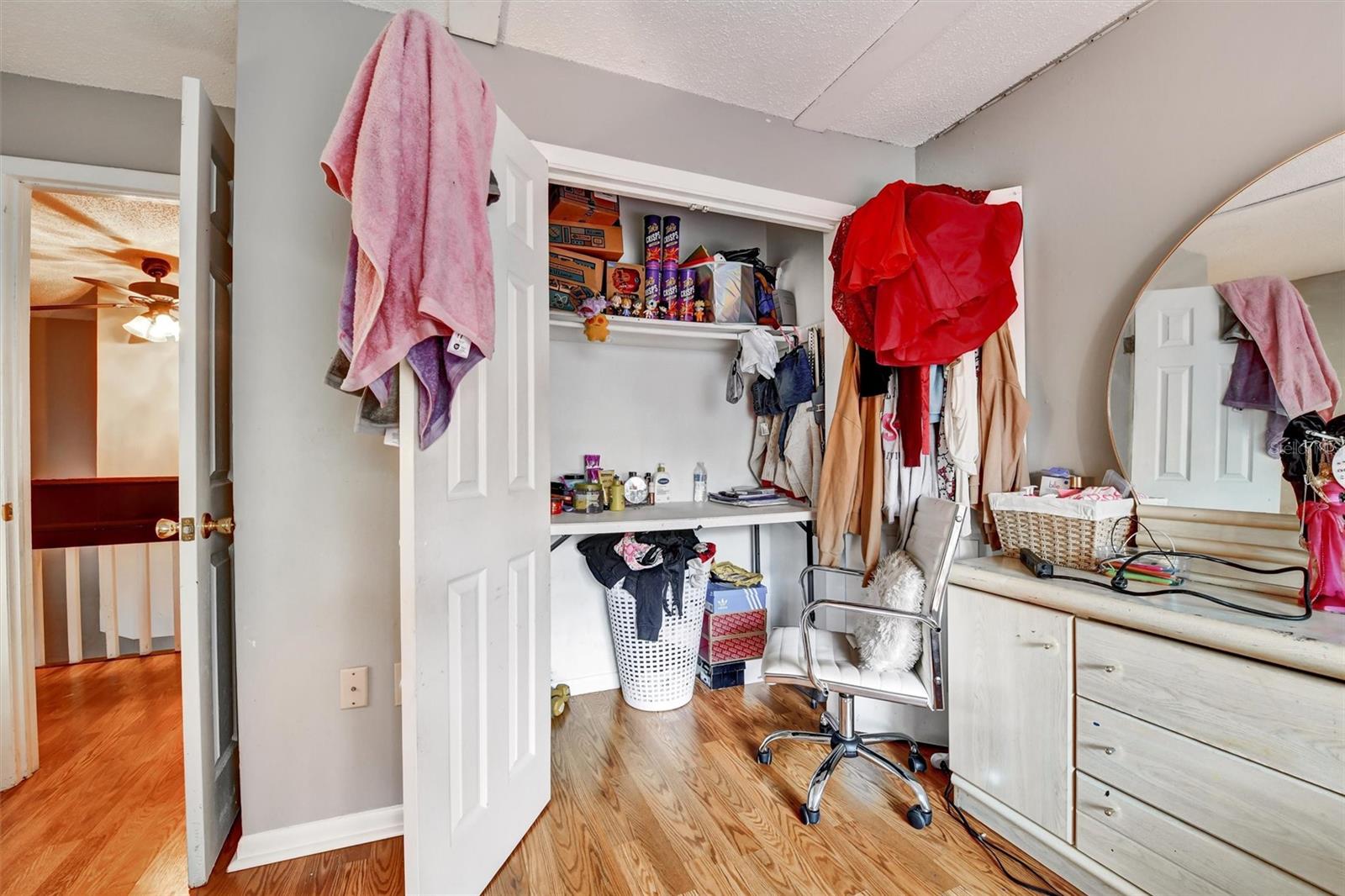 Listing photo id 16 for 4965 Steel Dust Lane