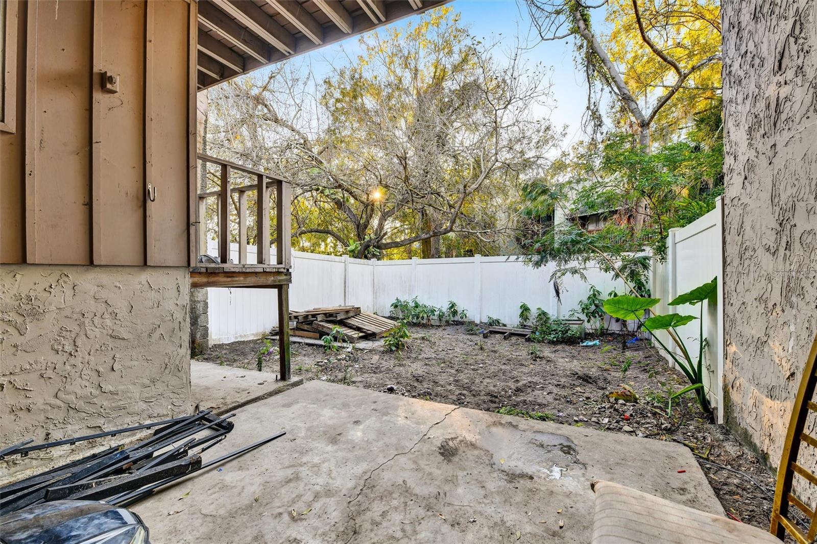 Listing photo id 6 for 4965 Steel Dust Lane