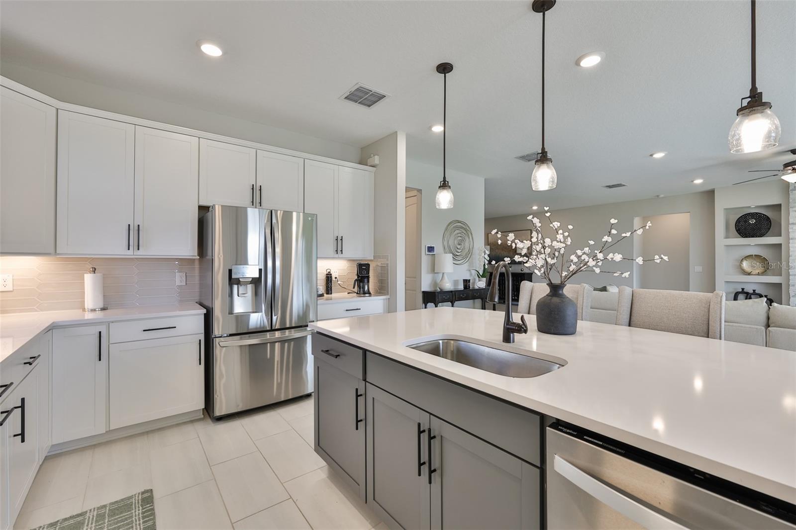 Image 25 of 60 For 9497 Ibis Grove Boulevard