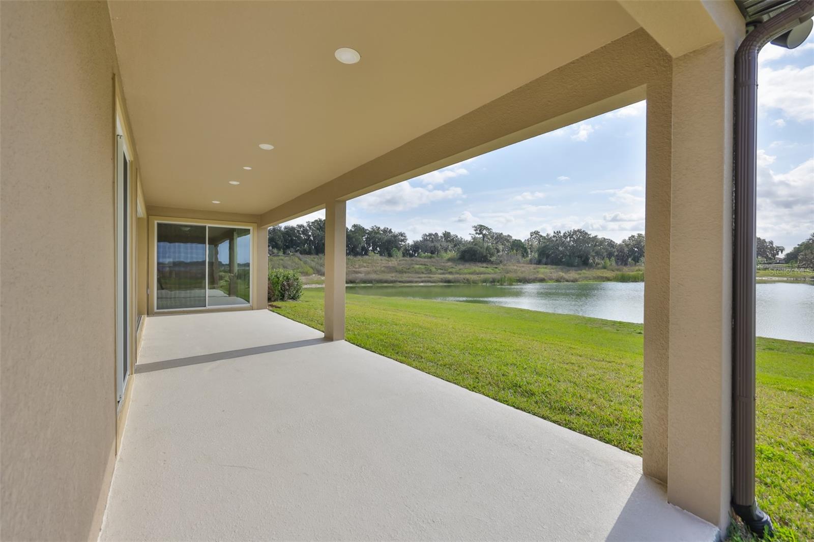 Image 43 of 60 For 9497 Ibis Grove Boulevard