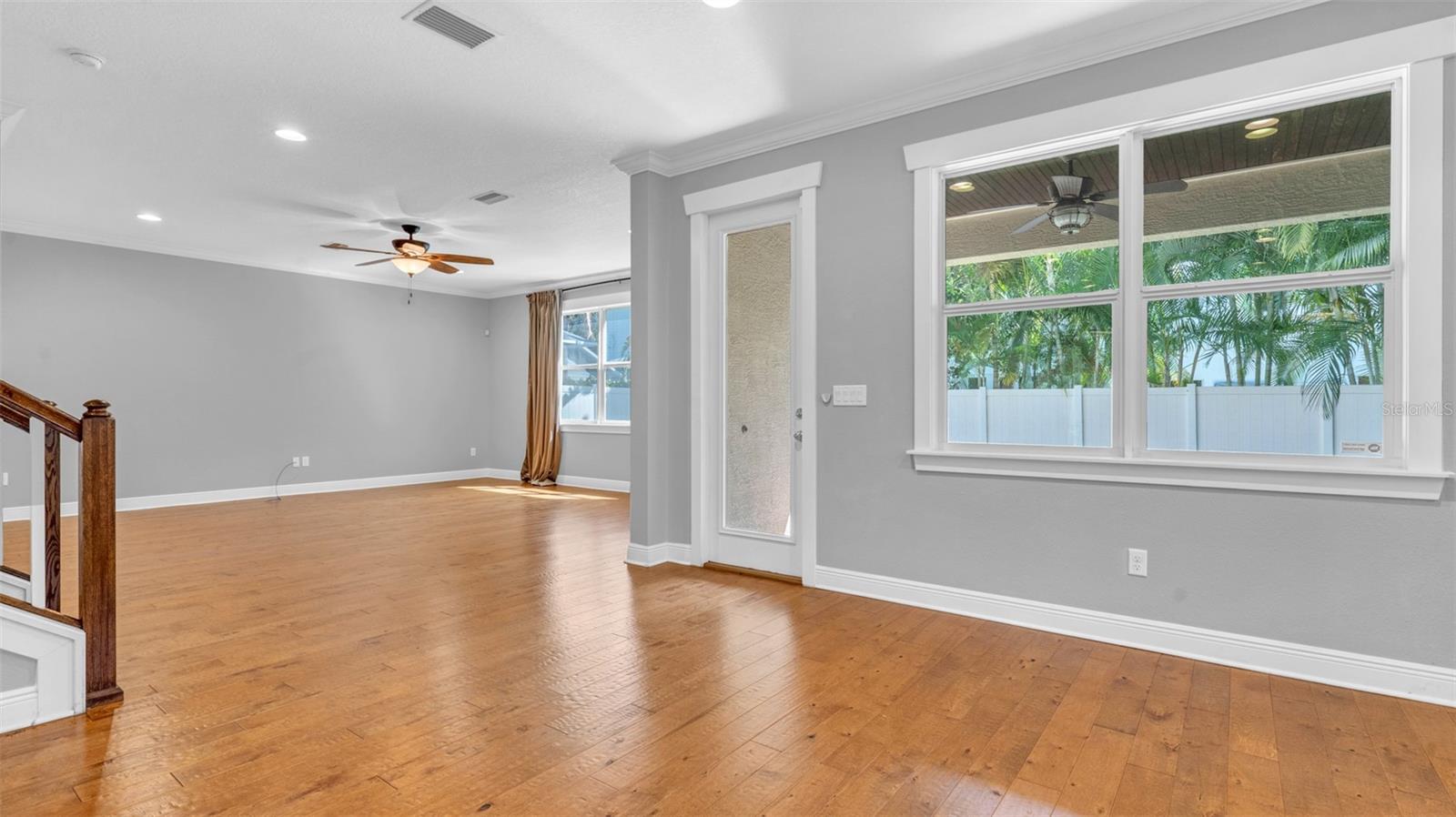 Image 14 of 48 For 3702 Tacon Street