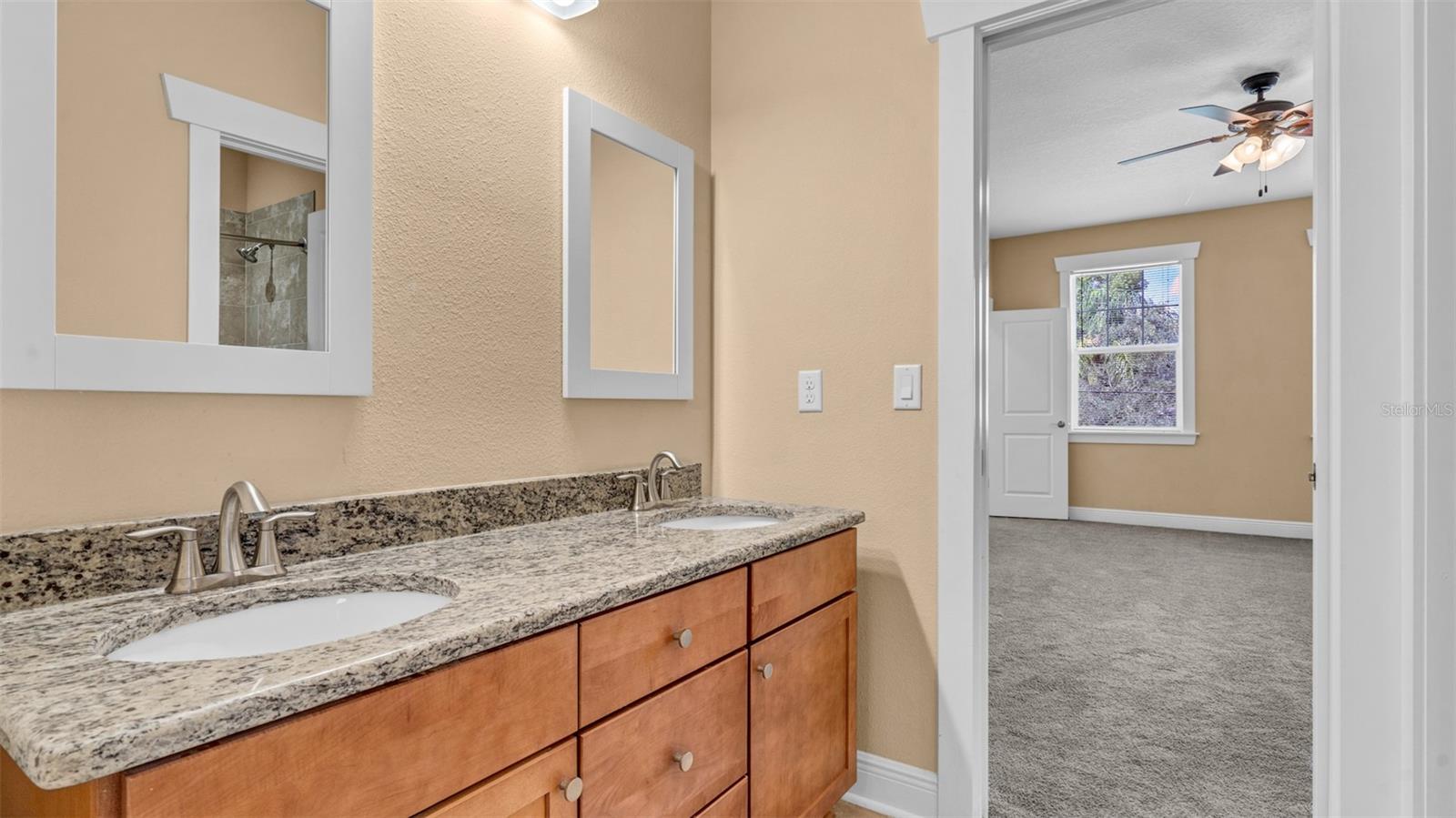 Image 25 of 48 For 3702 Tacon Street