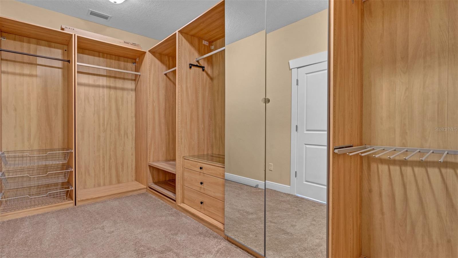 Image 39 of 48 For 3702 Tacon Street