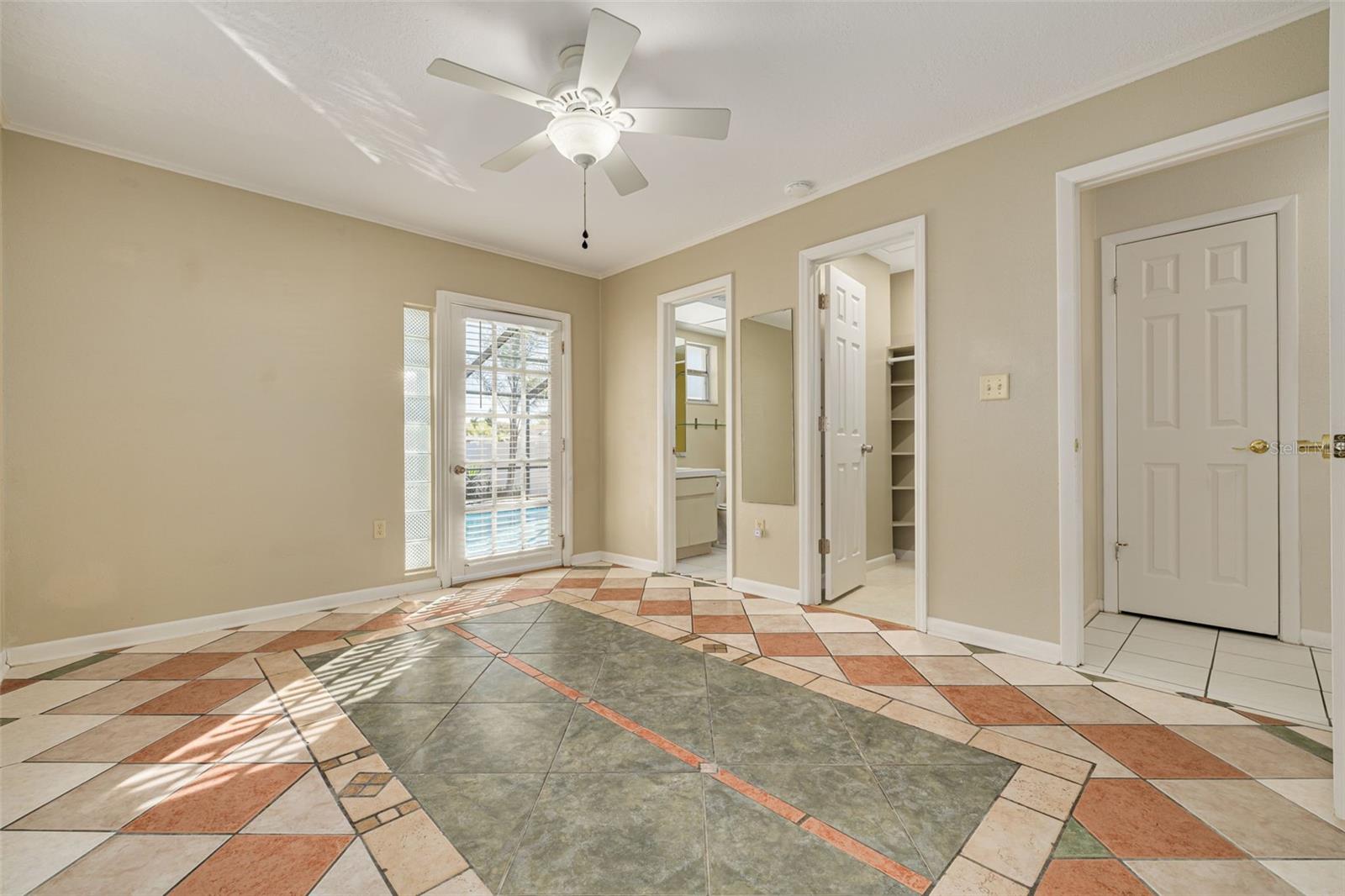 Image 13 of 30 For 2959 Hickory Court