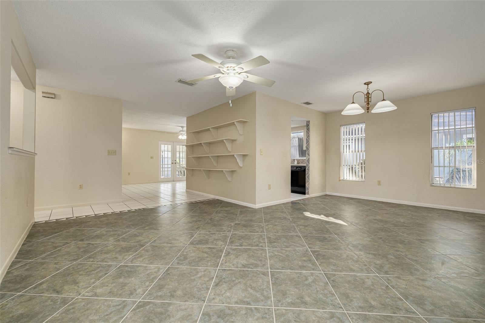 Image 4 of 30 For 2959 Hickory Court