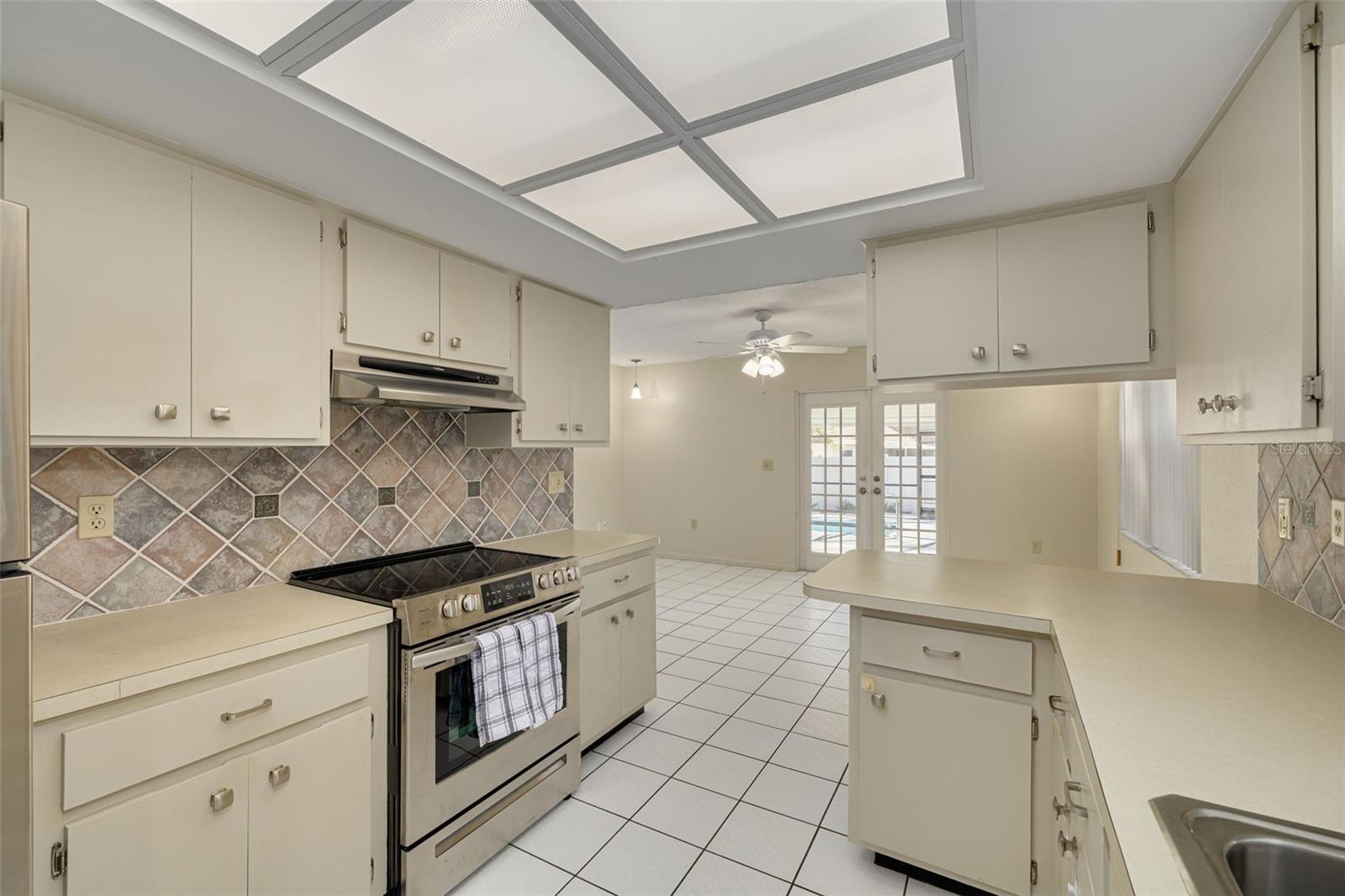 Image 8 of 30 For 2959 Hickory Court