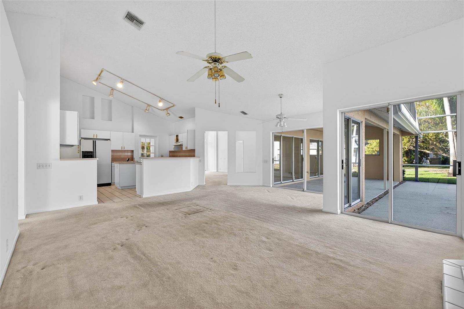 Image 13 of 37 For 1819 Tree Swallow Way