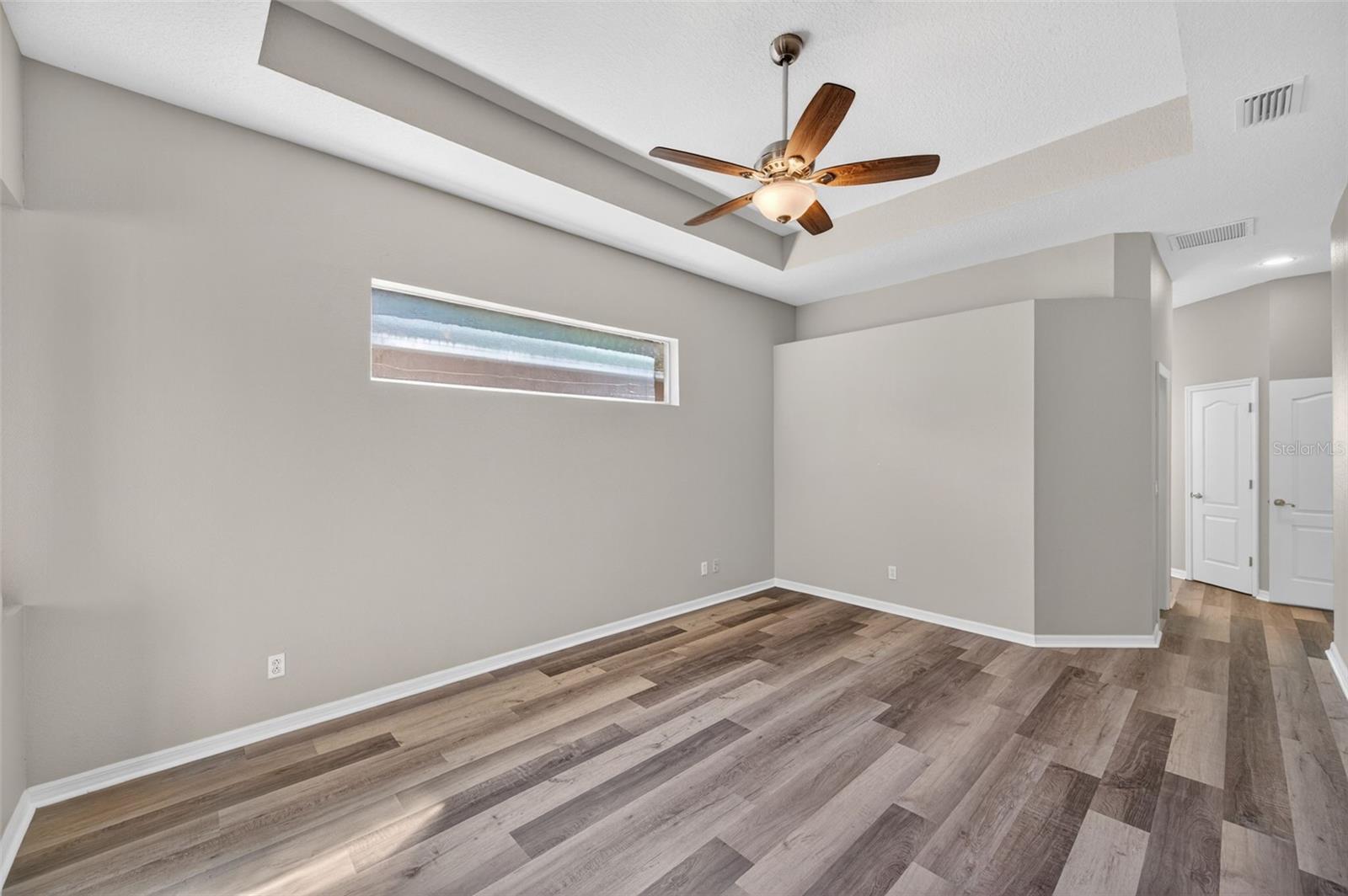 Image 16 of 45 For 2541 Centennial Falcon Drive