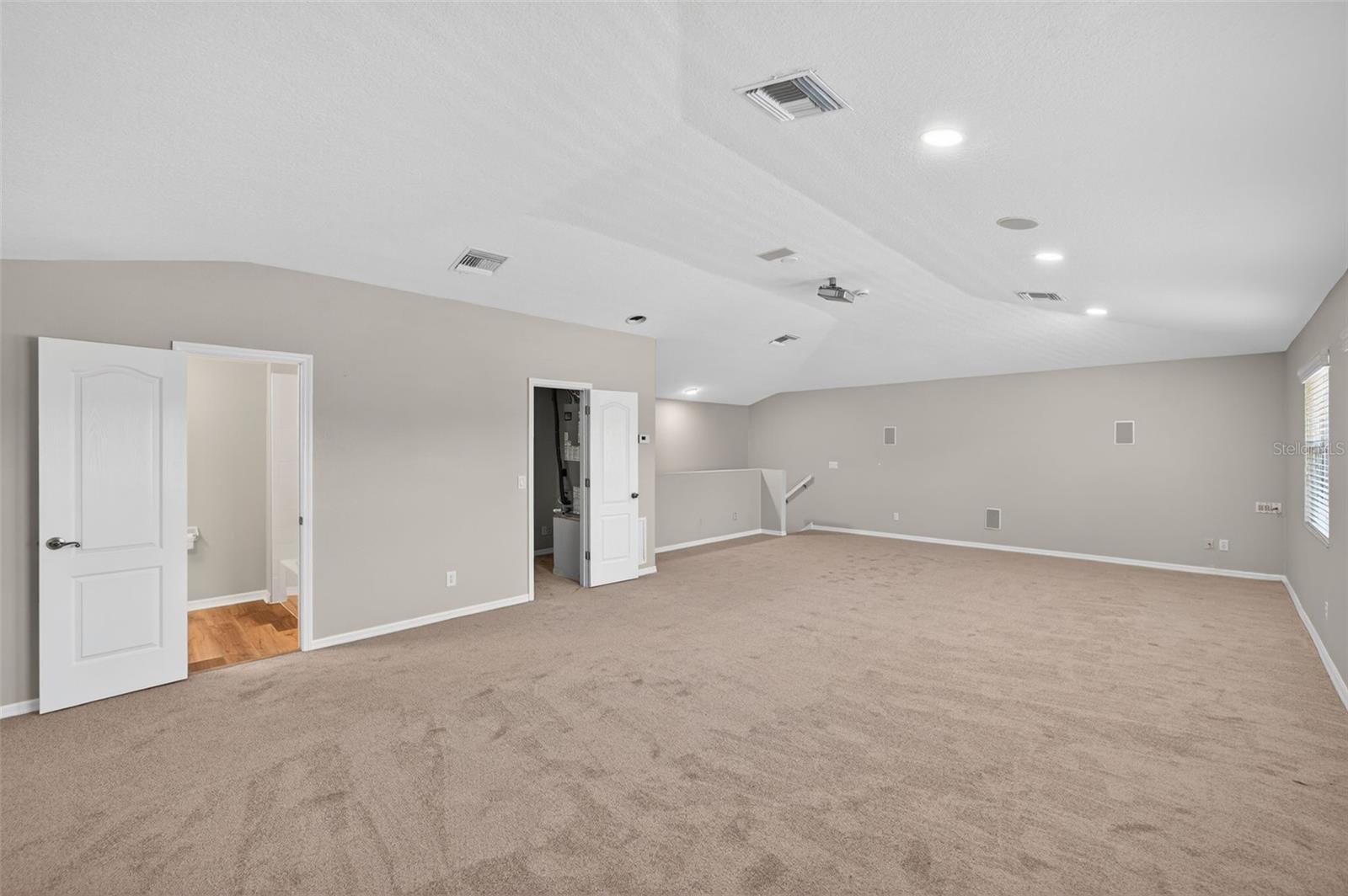 Image 32 of 45 For 2541 Centennial Falcon Drive