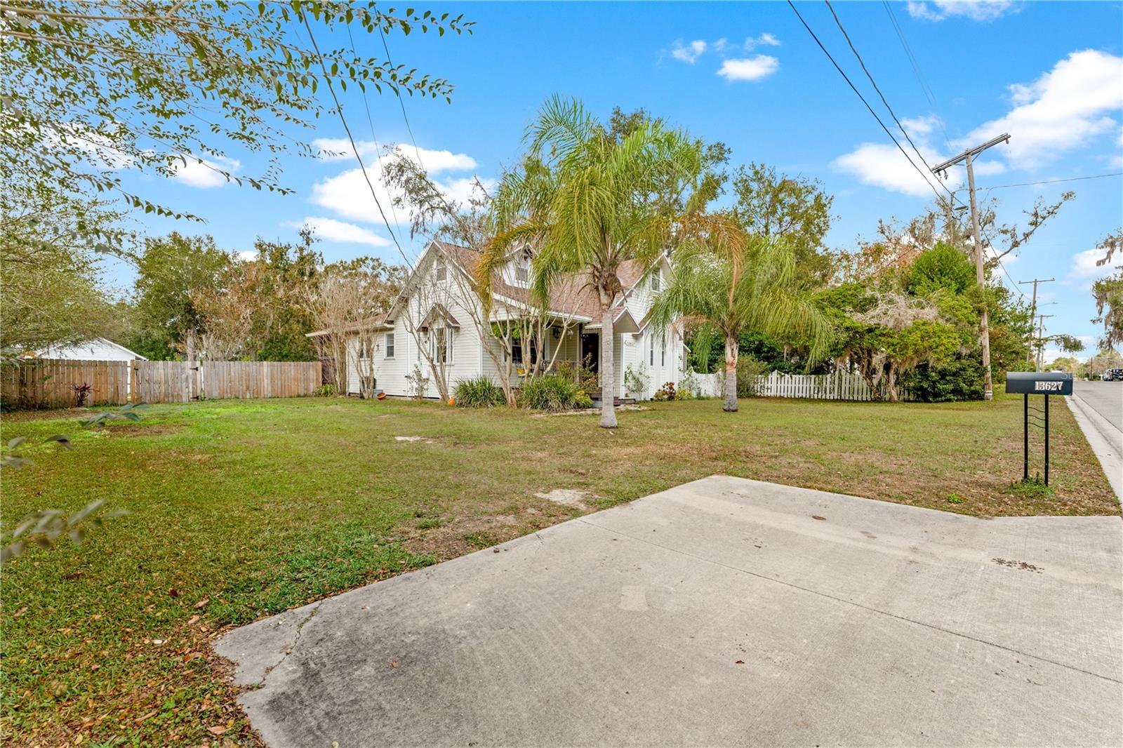 Image 11 of 54 For 13627 13th Street