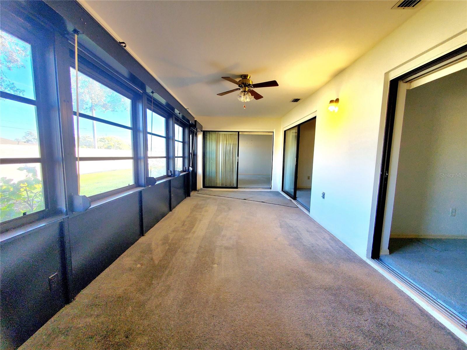 Image 16 of 32 For 2053 Villa Terrace