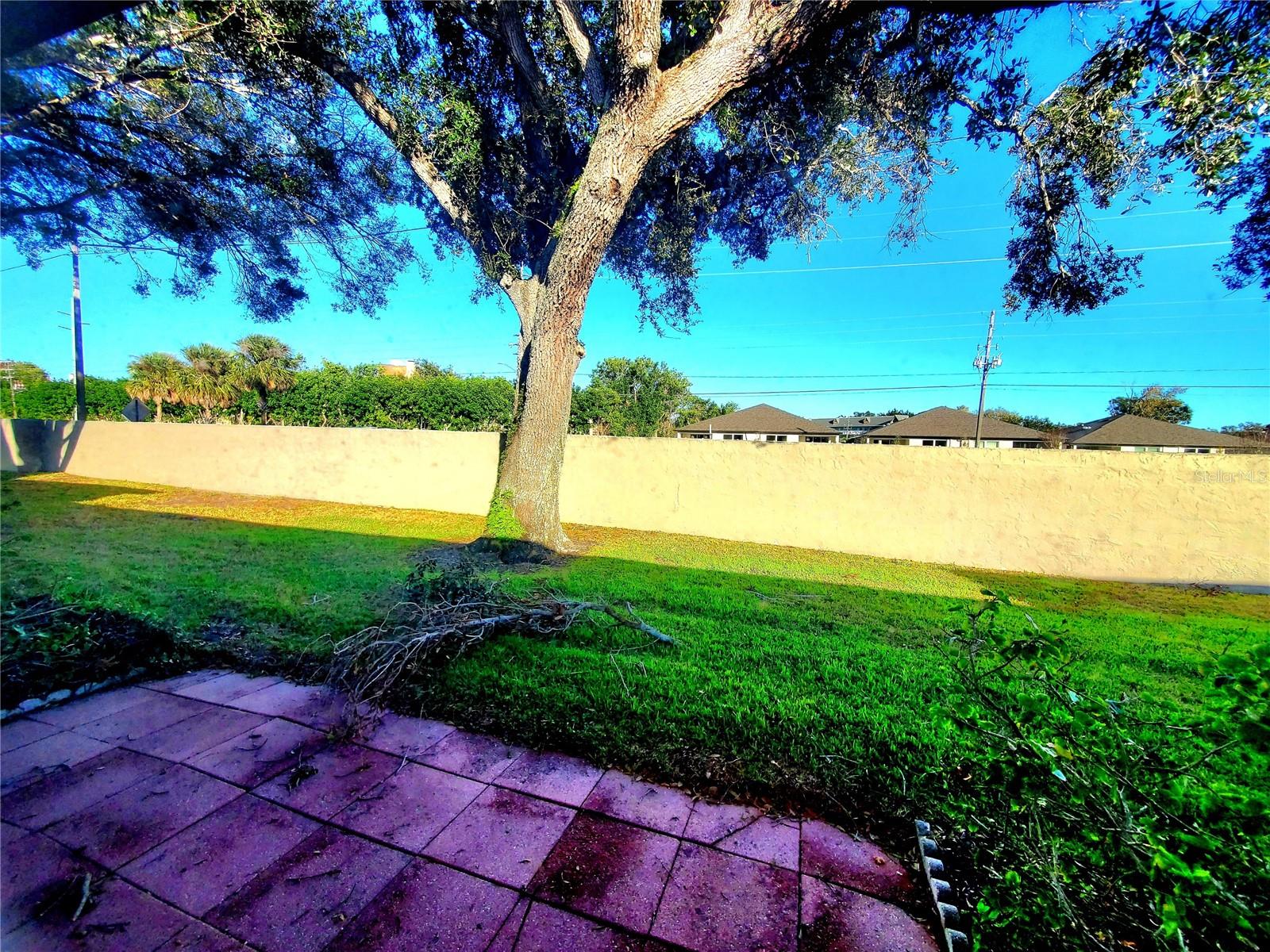 Image 32 of 32 For 2053 Villa Terrace