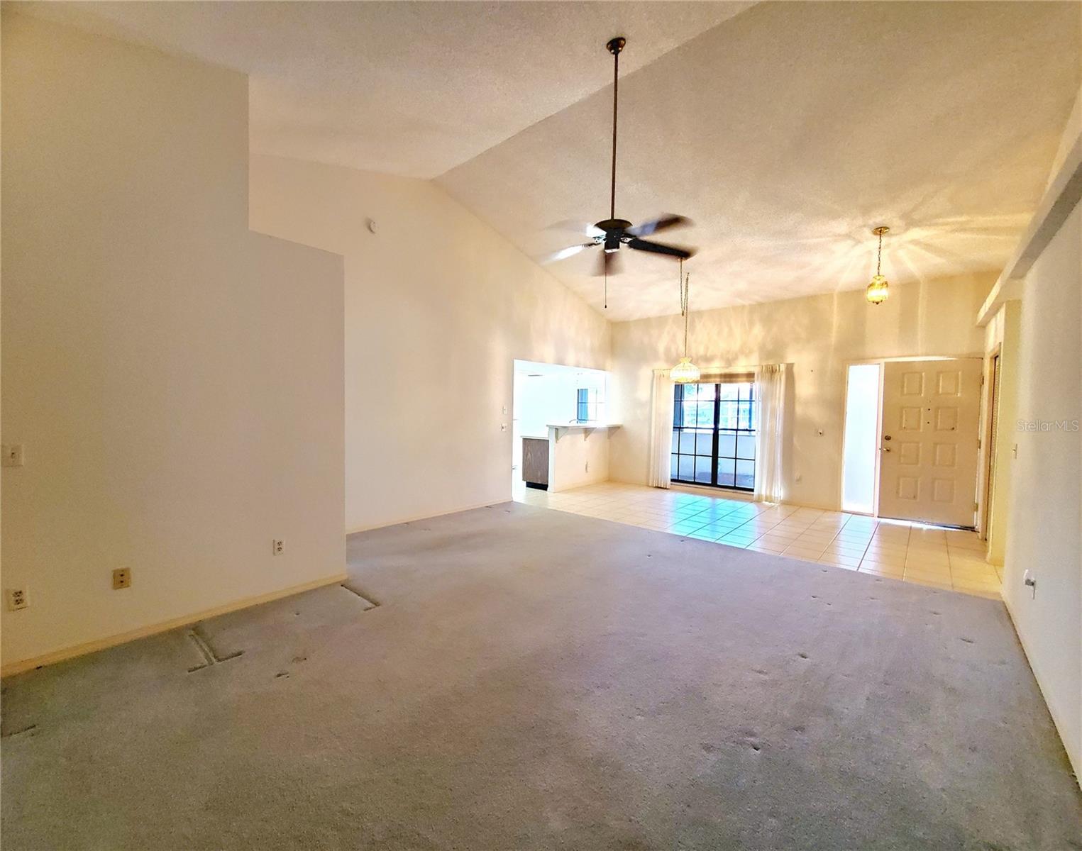 Image 4 of 32 For 2053 Villa Terrace