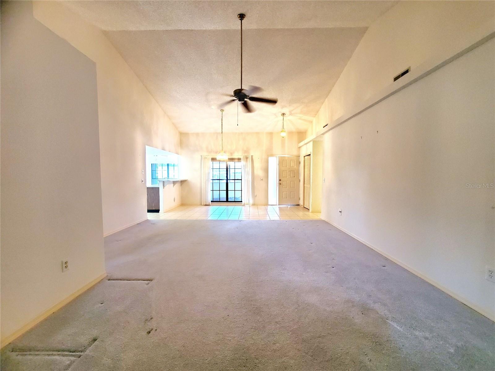 Image 5 of 32 For 2053 Villa Terrace