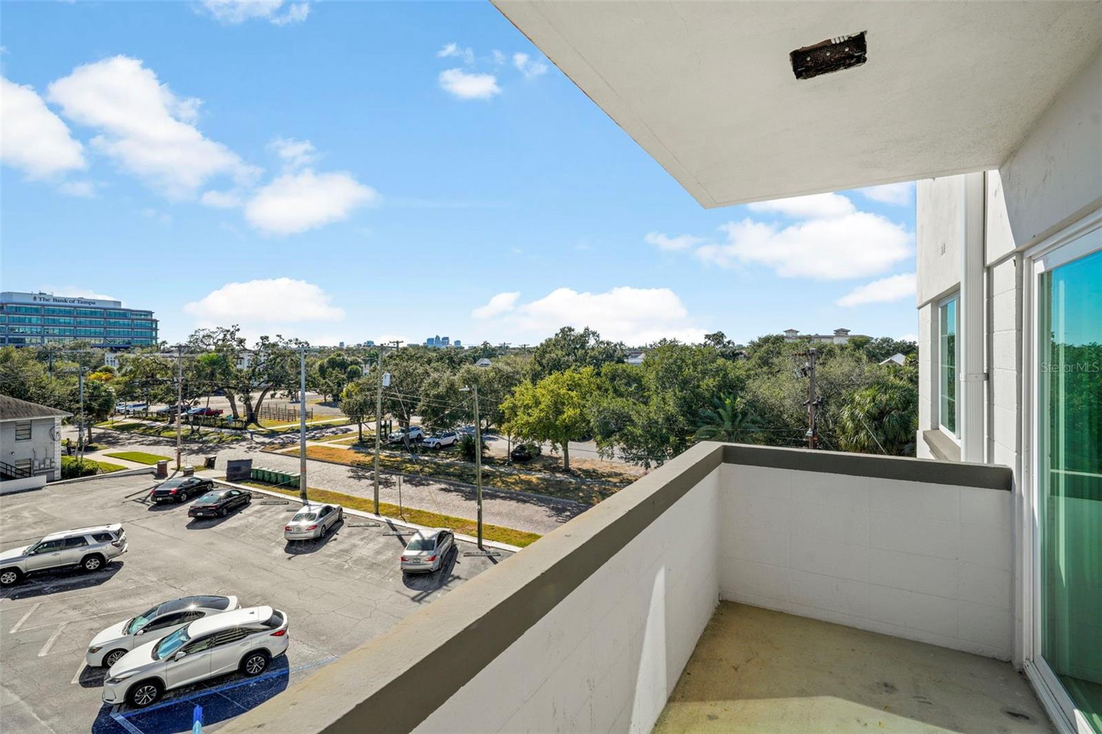 Image 35 of 37 For 406 Cedar Avenue 408