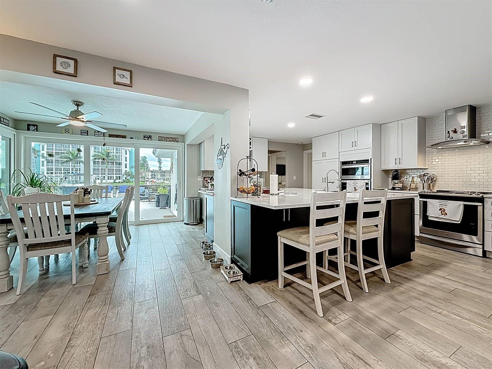 Image 15 of 82 For 3828 48th Avenue S