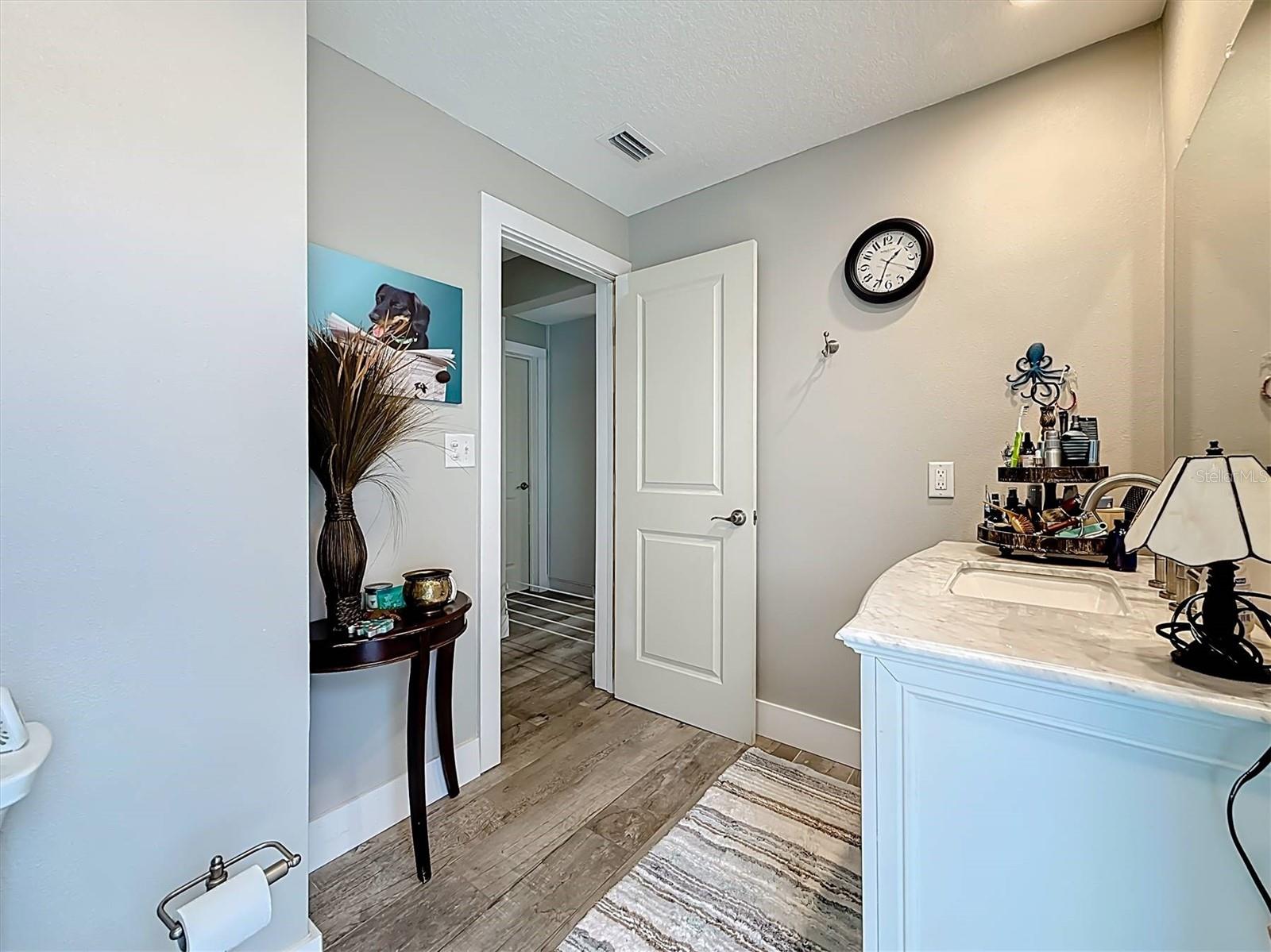 Image 37 of 82 For 3828 48th Avenue S