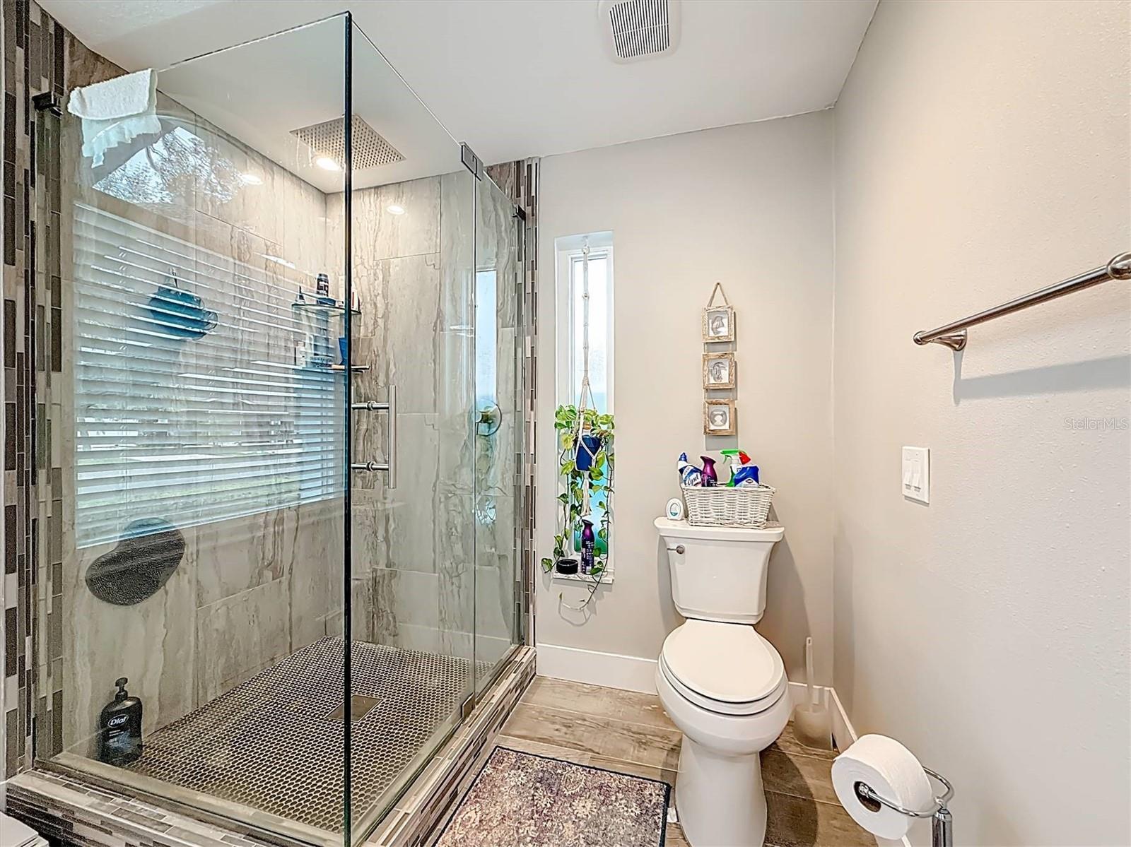 Image 44 of 82 For 3828 48th Avenue S