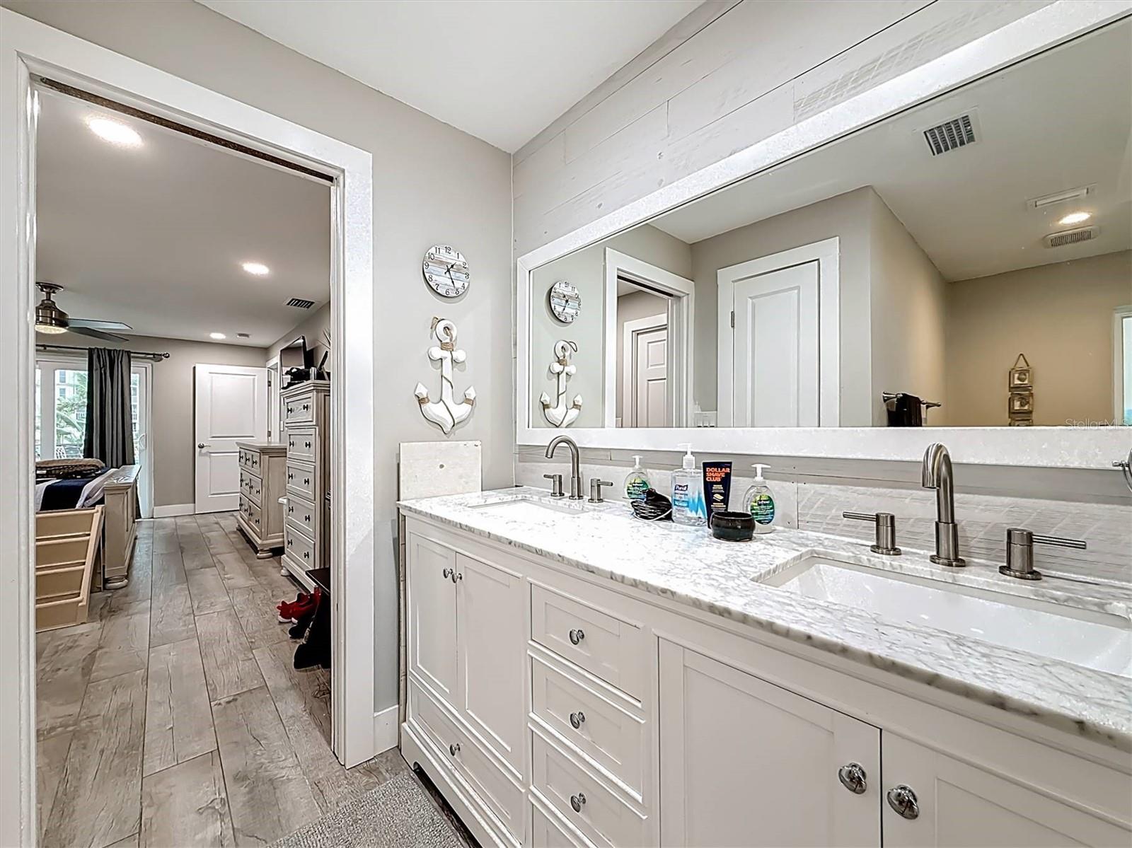 Image 47 of 82 For 3828 48th Avenue S