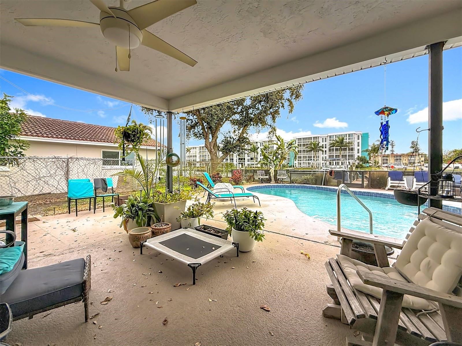 Image 49 of 82 For 3828 48th Avenue S