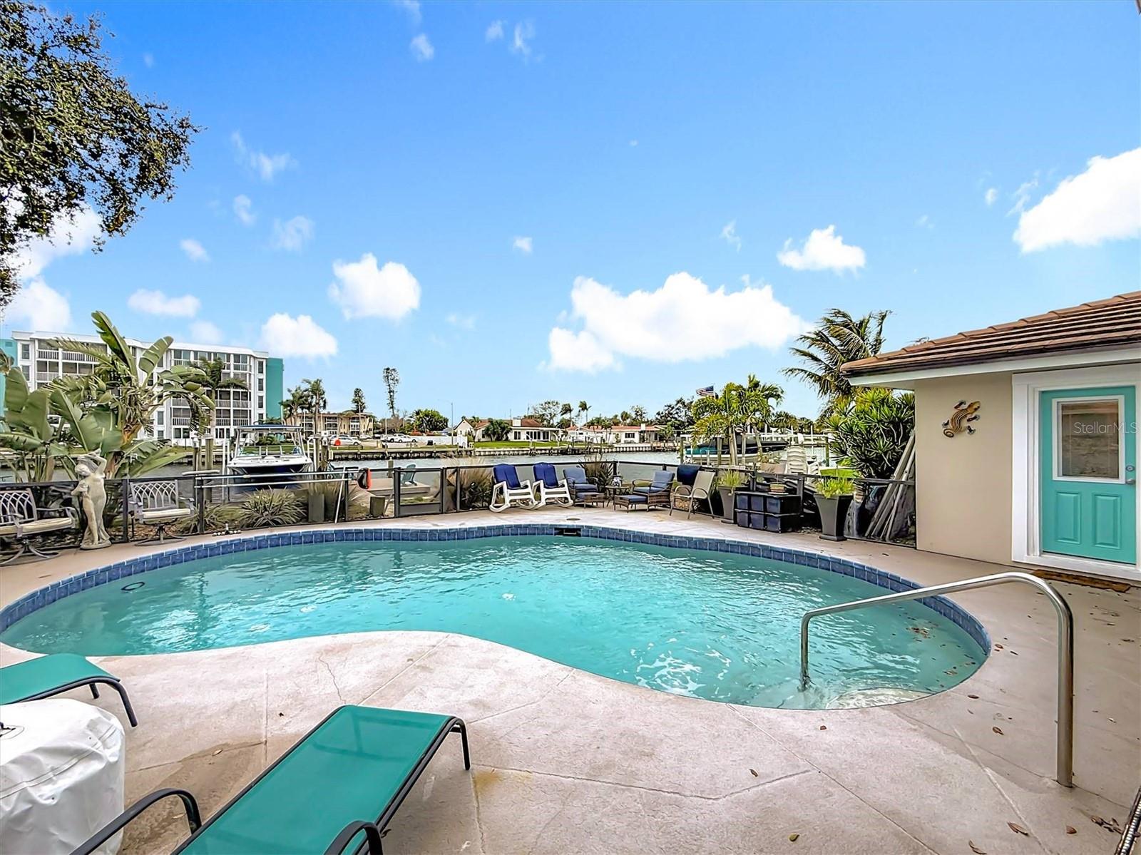 Image 52 of 82 For 3828 48th Avenue S