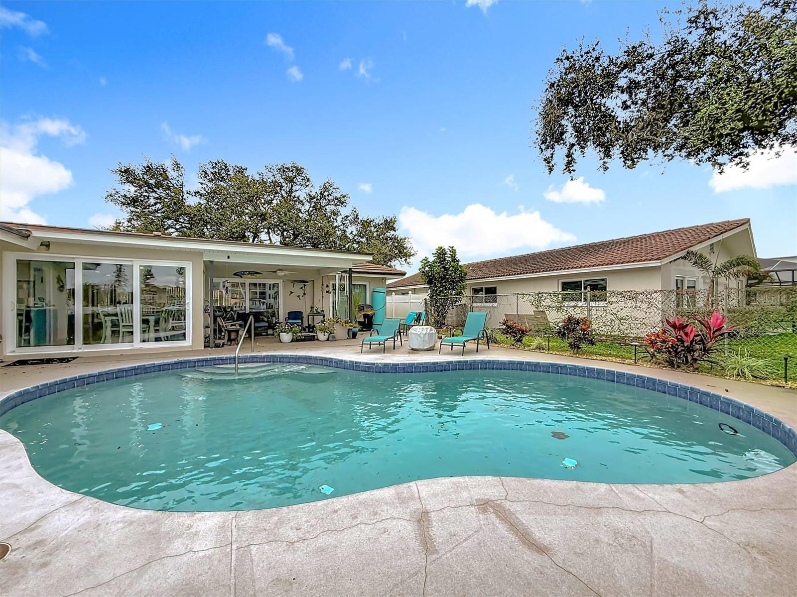 Image 56 of 82 For 3828 48th Avenue S