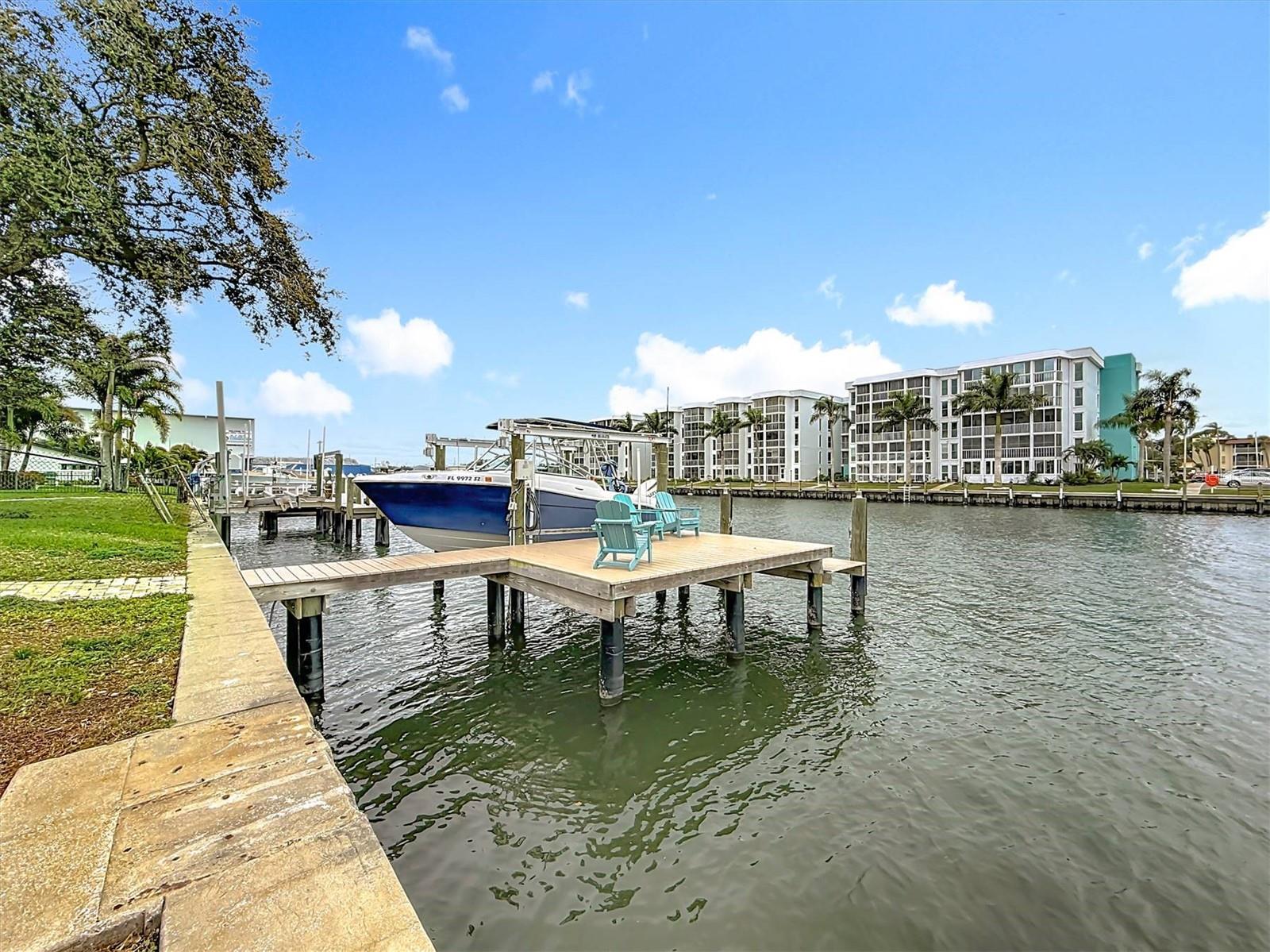 Image 59 of 82 For 3828 48th Avenue S