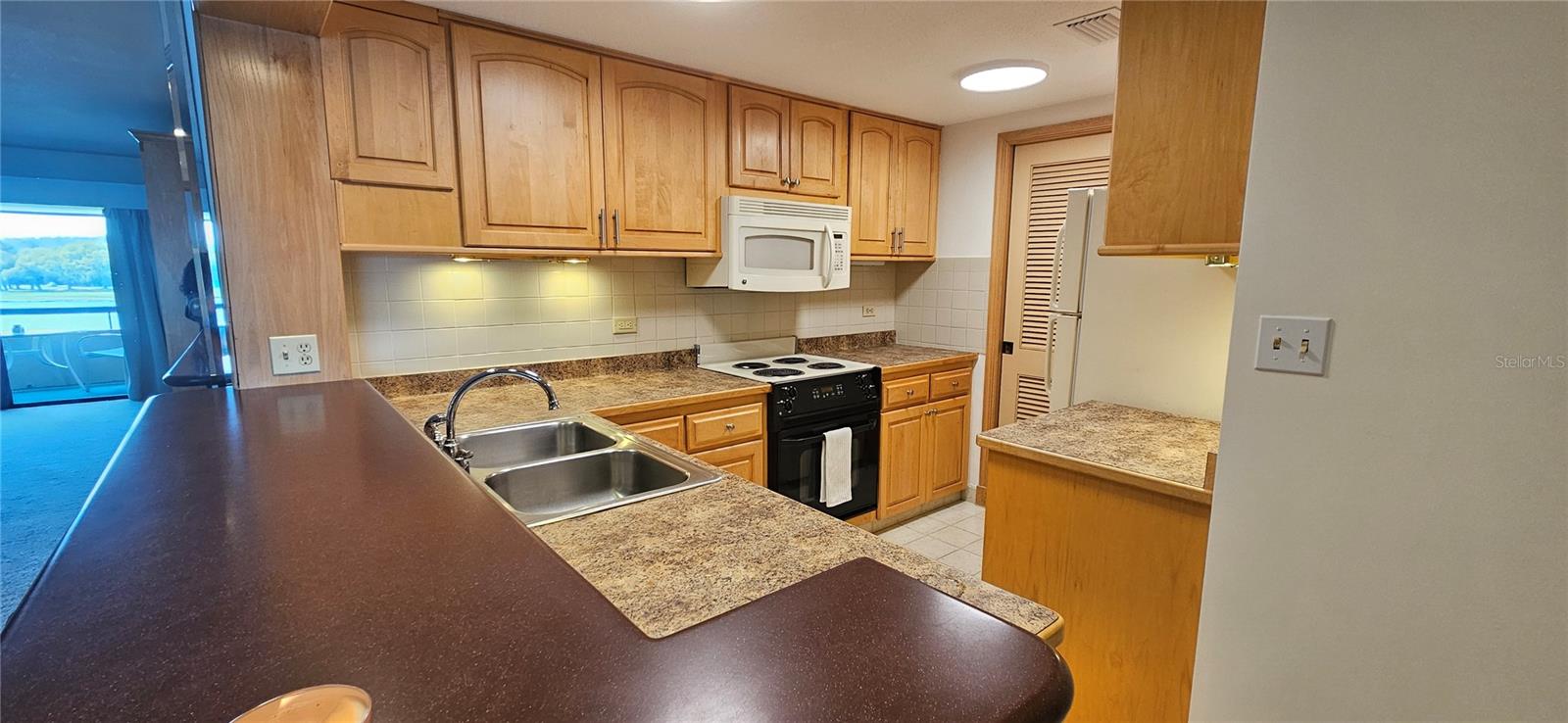 Image 16 of 20 For 36750 Us Highway 19 N 4-302