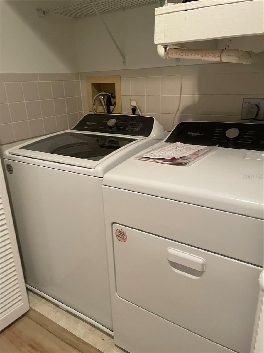 Image 21 of 32 For 745 Pinellas Bayway S 105