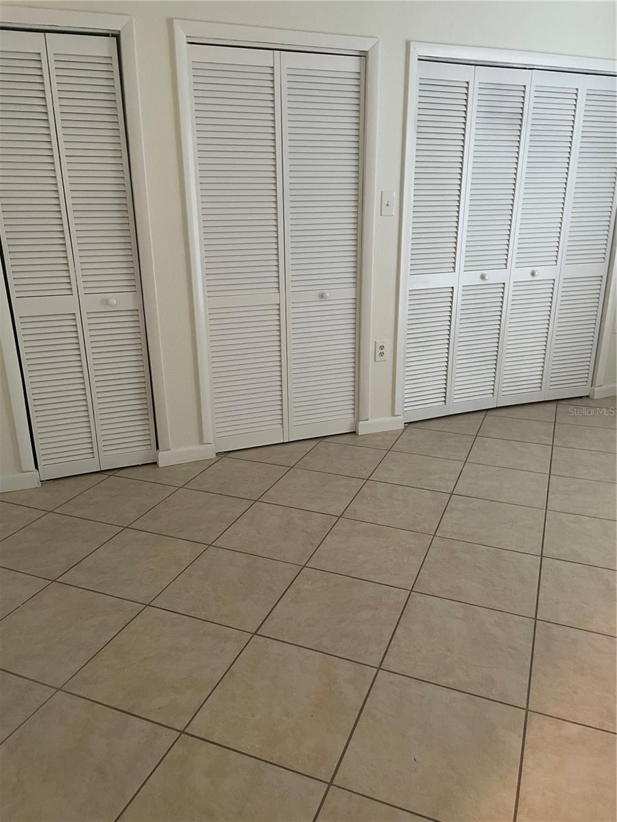 Image 25 of 32 For 745 Pinellas Bayway S 105