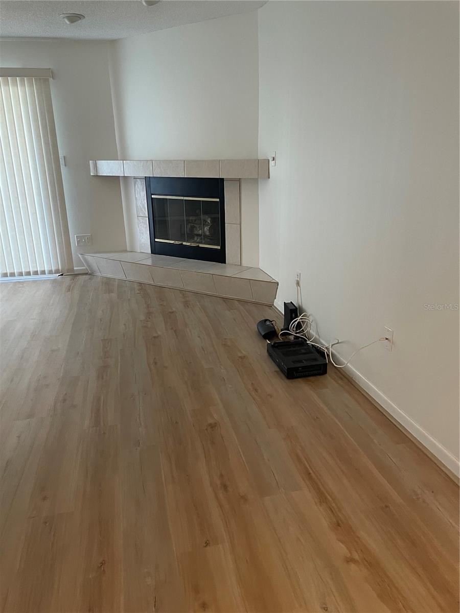 Image 5 of 32 For 745 Pinellas Bayway S 105