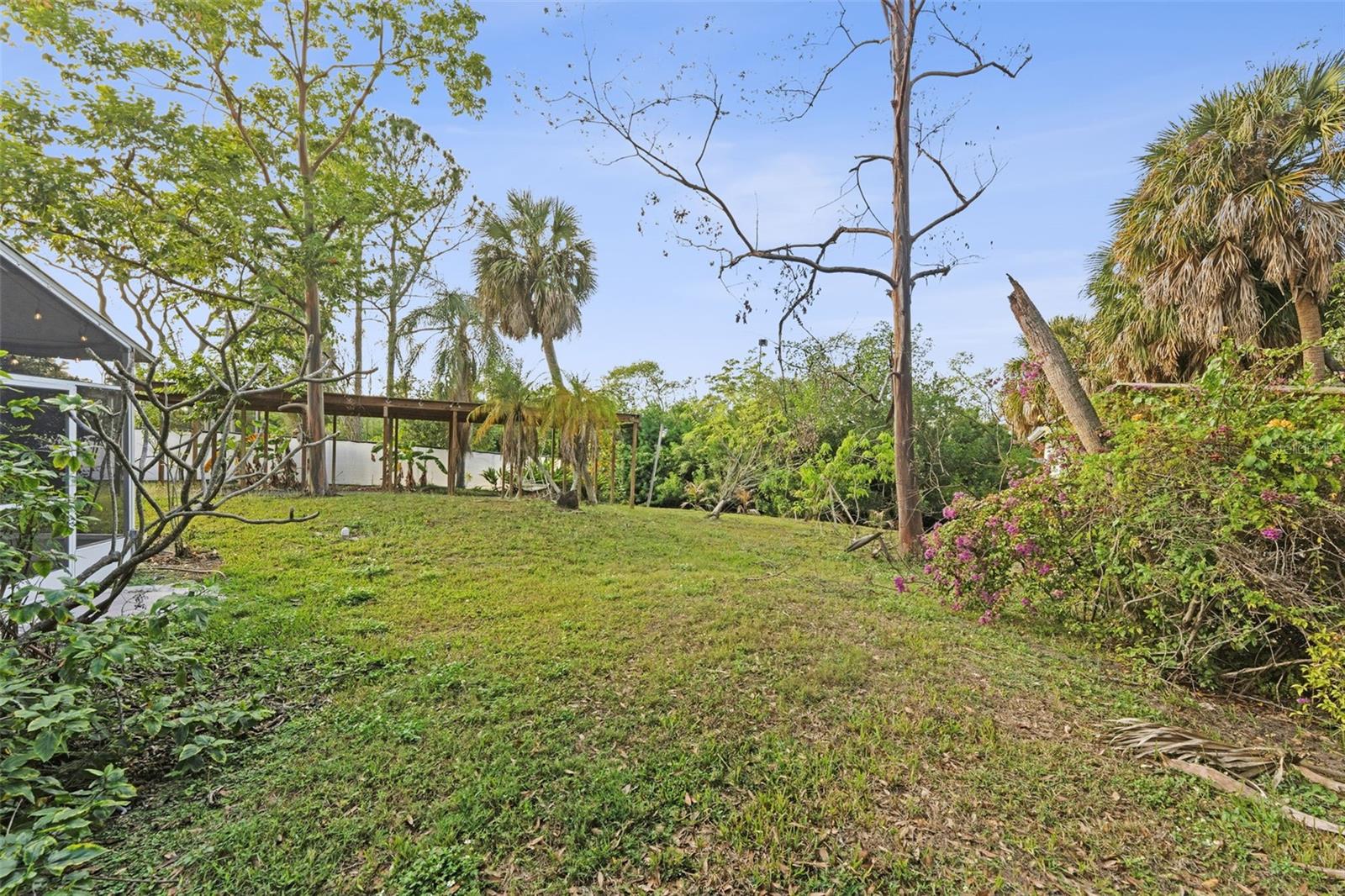 Image 37 of 48 For 5017 Stolls Avenue