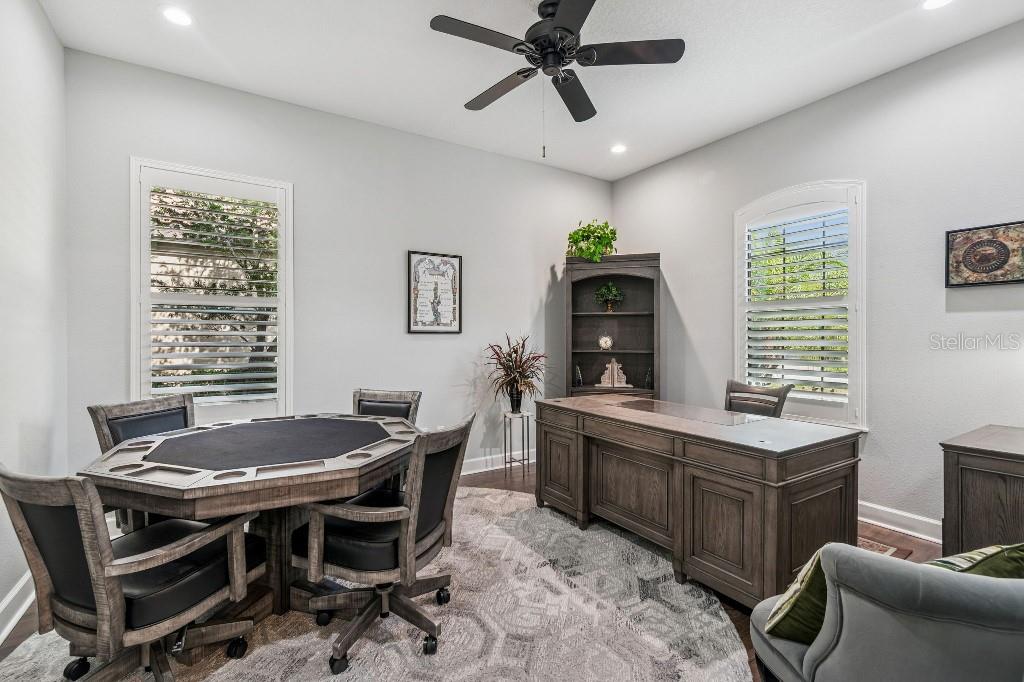 Listing photo id 8 for 11477 Bitola Drive