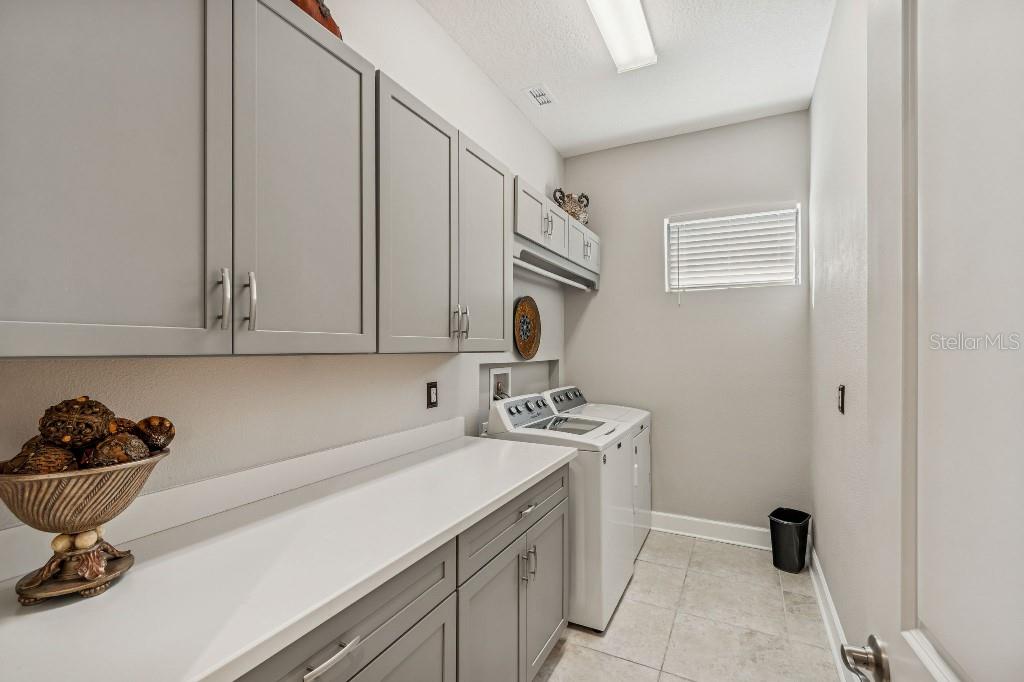 Listing photo id 16 for 11477 Bitola Drive