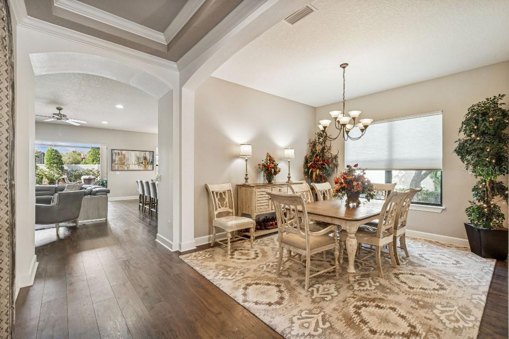 Listing photo id 18 for 11477 Bitola Drive