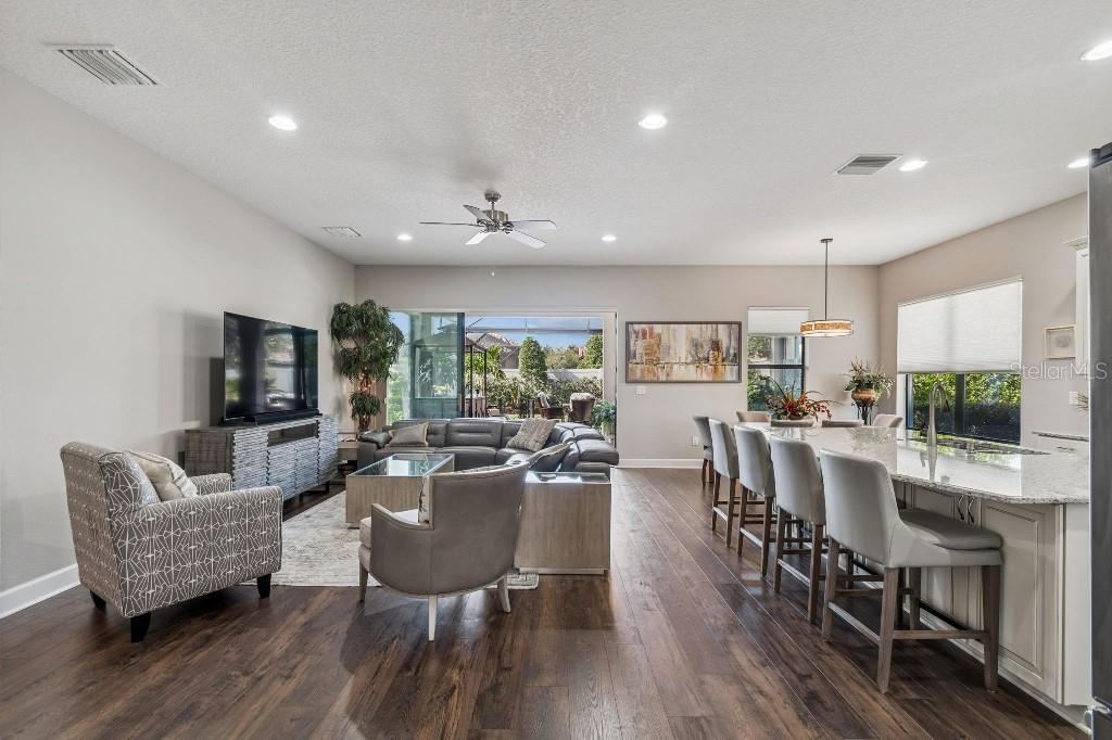 Listing photo id 23 for 11477 Bitola Drive