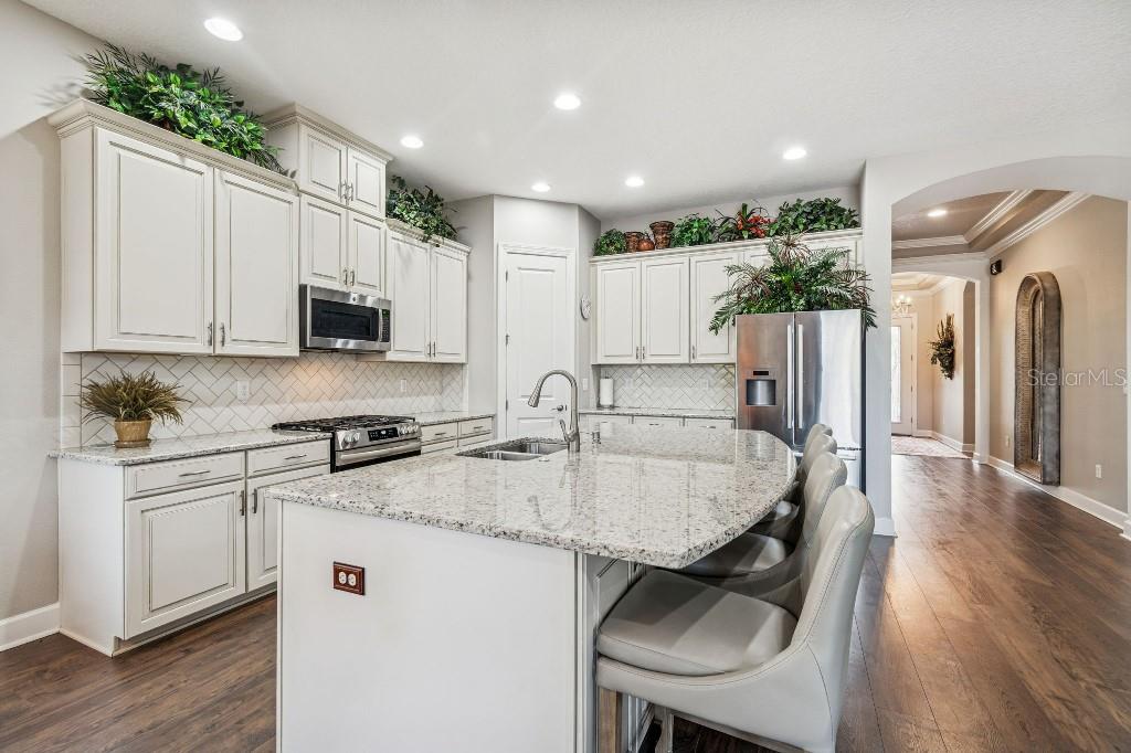 Listing photo id 30 for 11477 Bitola Drive