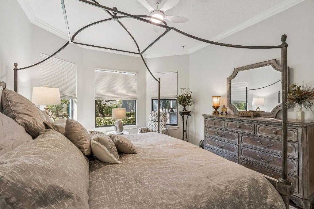 Listing photo id 37 for 11477 Bitola Drive