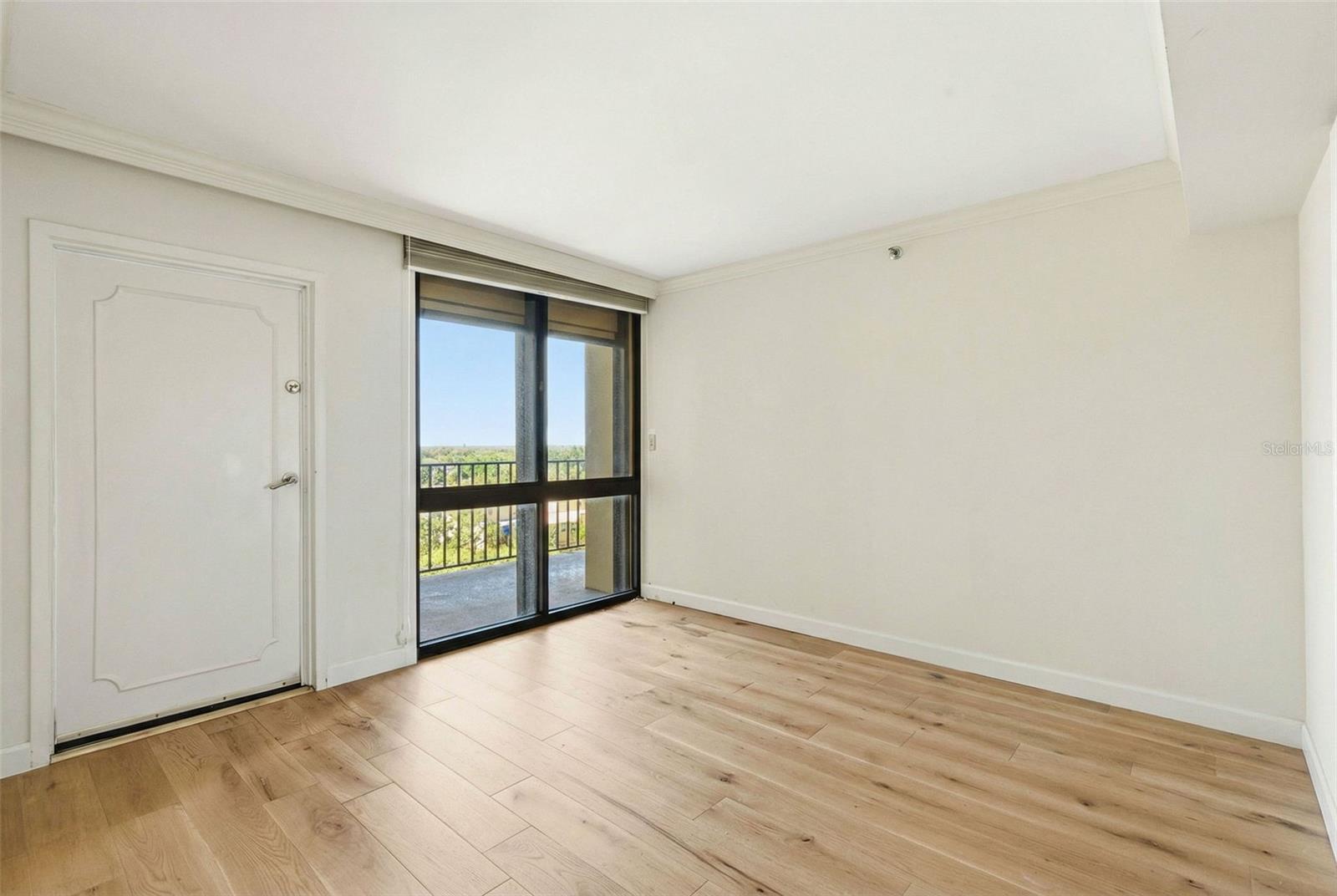 Image 32 of 73 For 3301 Bayshore Boulevard 1007b